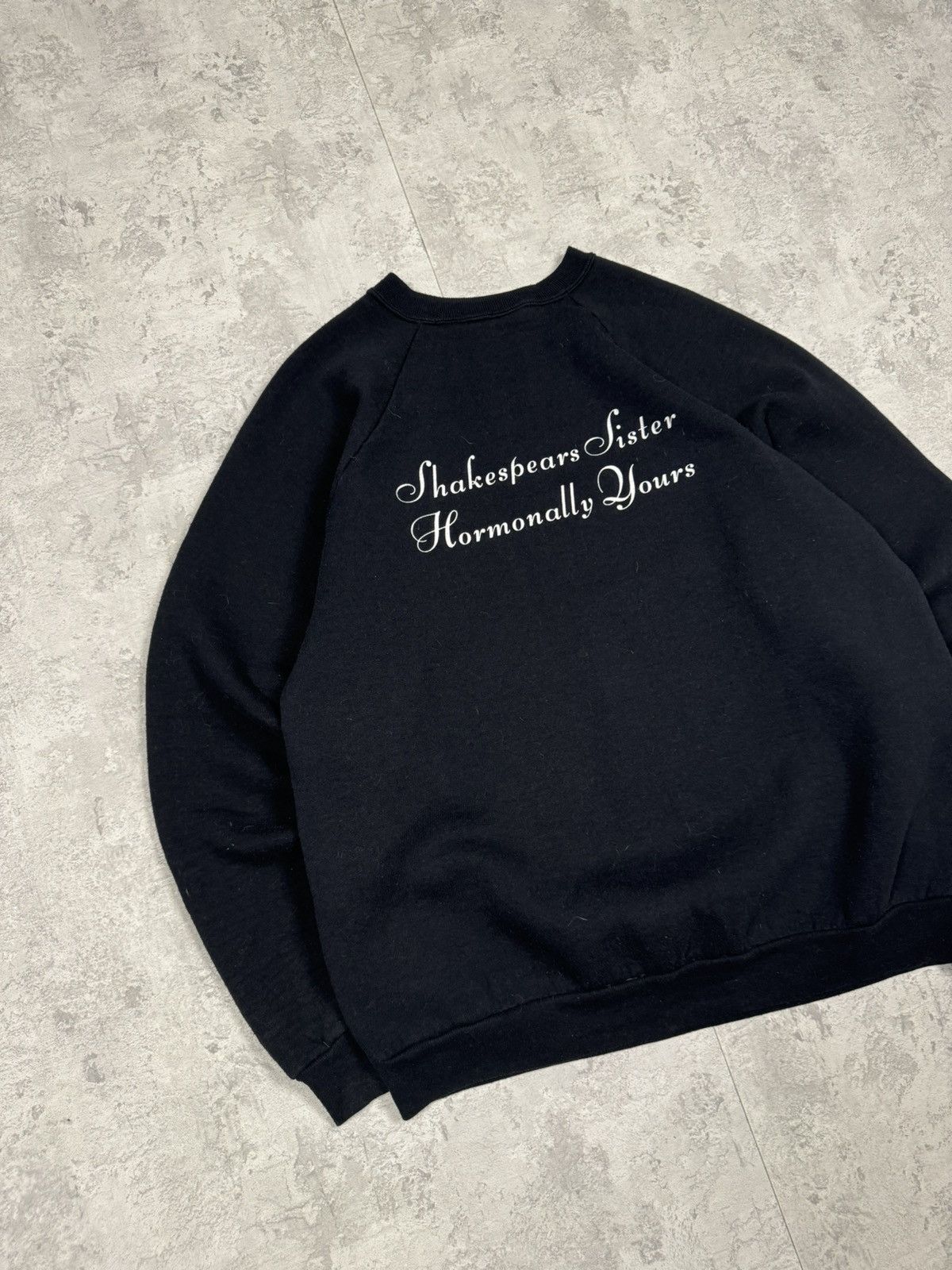 Band Tees Vintage 92’ Shakespears Sister Hormonally Yours Sweatshirt Size US XL / EU 56 / 4 - 9 Thumbnail