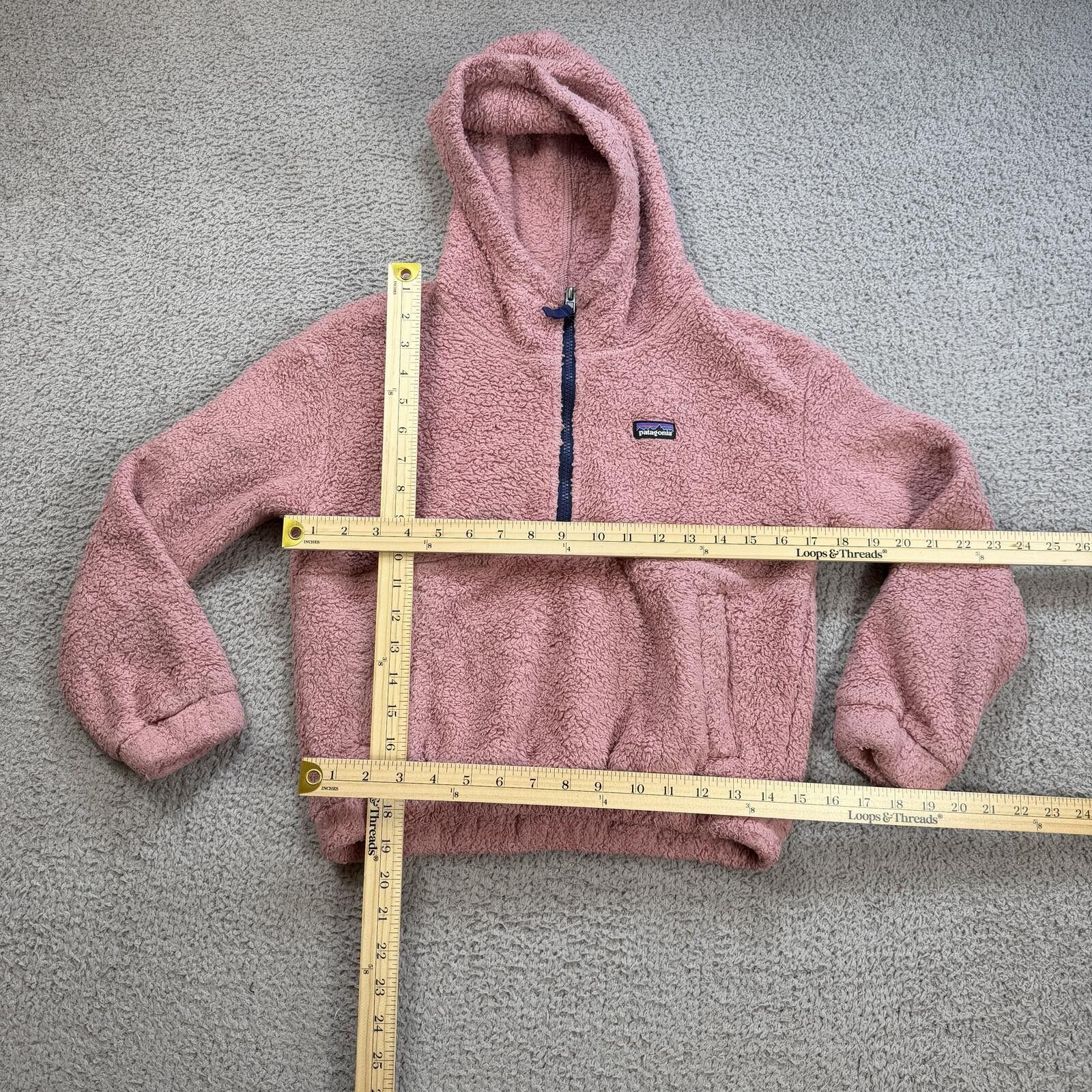 Patagonia Patagonia Pink Sherpa Fleece Hoodie Youth L Quarter Jacket Size L / US 10 / IT 46 - 3 Thumbnail