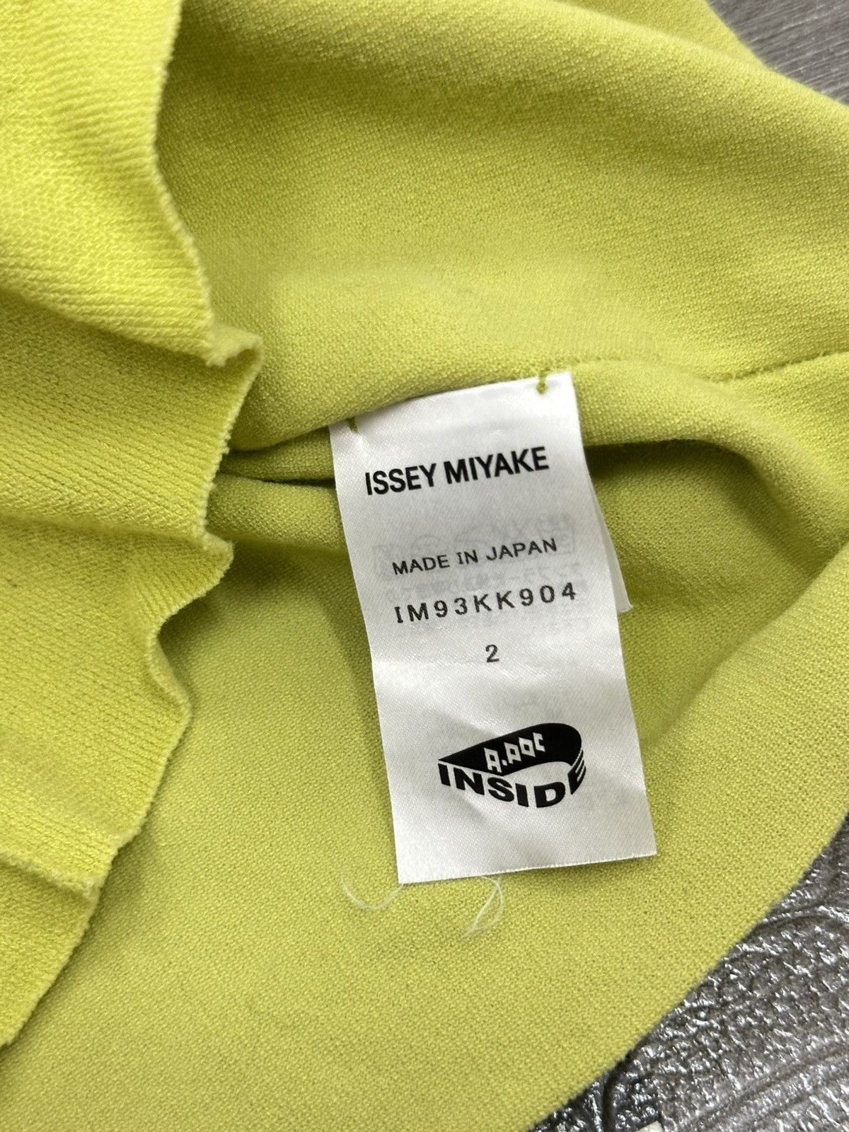 Issey Miyake Issey Miyake A-POC®️ Neon Turtleneck L/S Shirt Size US M / EU 48-50 / 2 - 7 Thumbnail