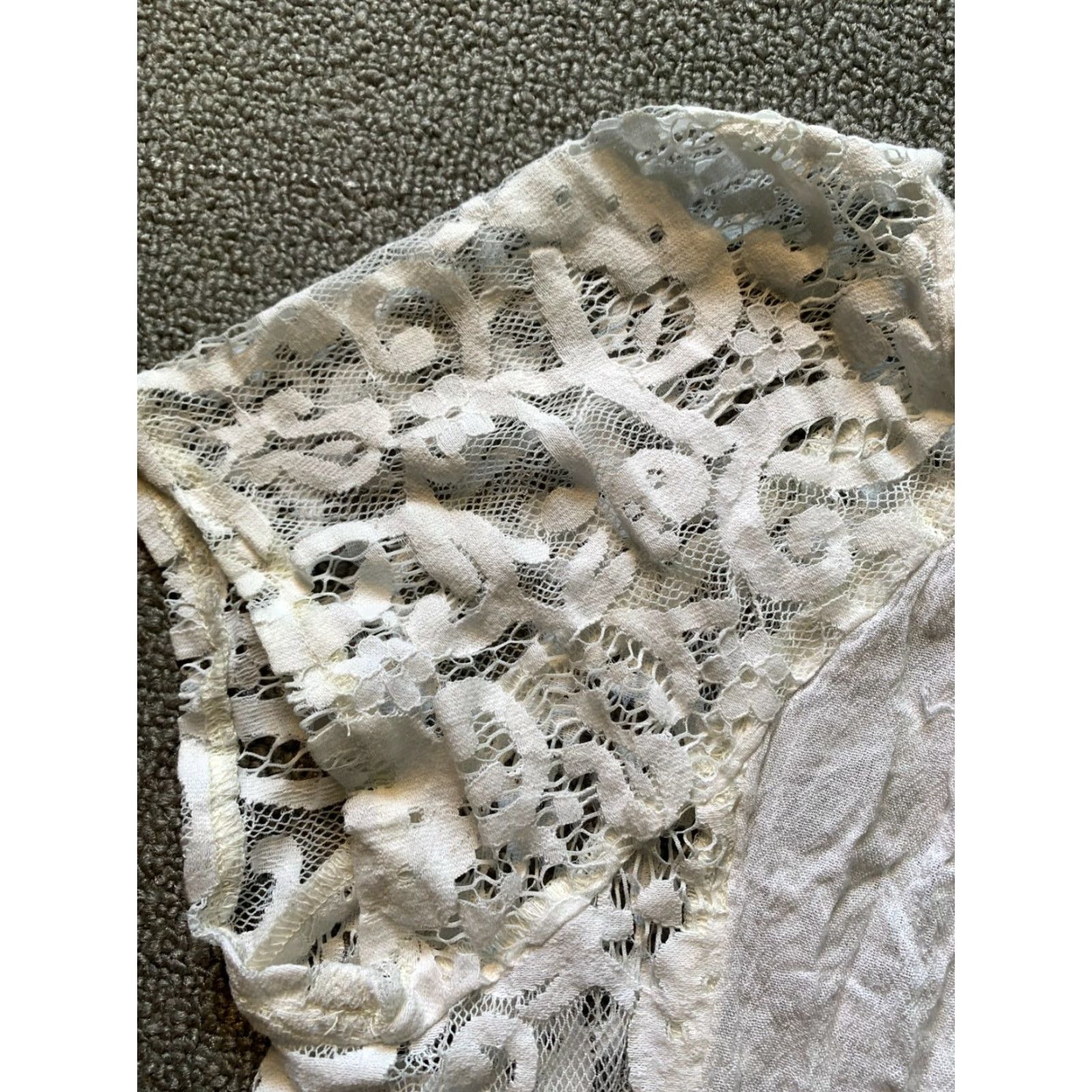 Forever 21 FOREVER 21 Womens Short Sleeve Small S Laced Shirt Knotted Front White Top Size S / US 4 / IT 40 - 3 Thumbnail