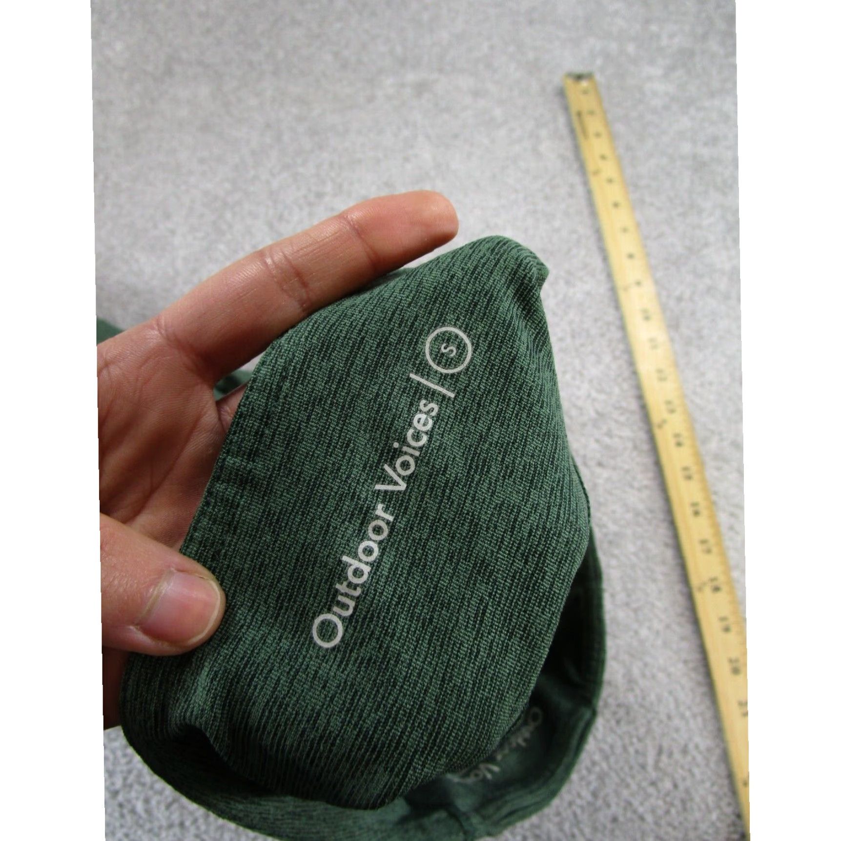 Outdoor Voices Outdoor Voices Womens Small Green Compression Leggings Crop Size 28" / US 6 / IT 42 - 7 Thumbnail
