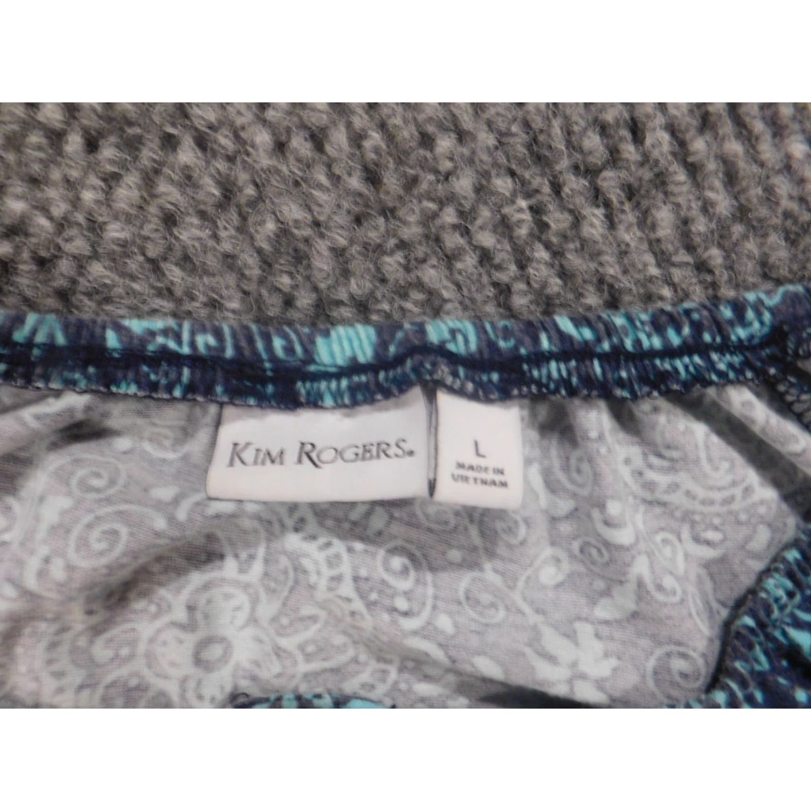 Vintage Kim Rogers Blouse L Womens Blue Floral Crew Neck Pullover Stretch Casual Regular Satin? (Note: Contains rayon and cotton; cap sleeves) Size L / US 10 / IT 46 - 4 Thumbnail