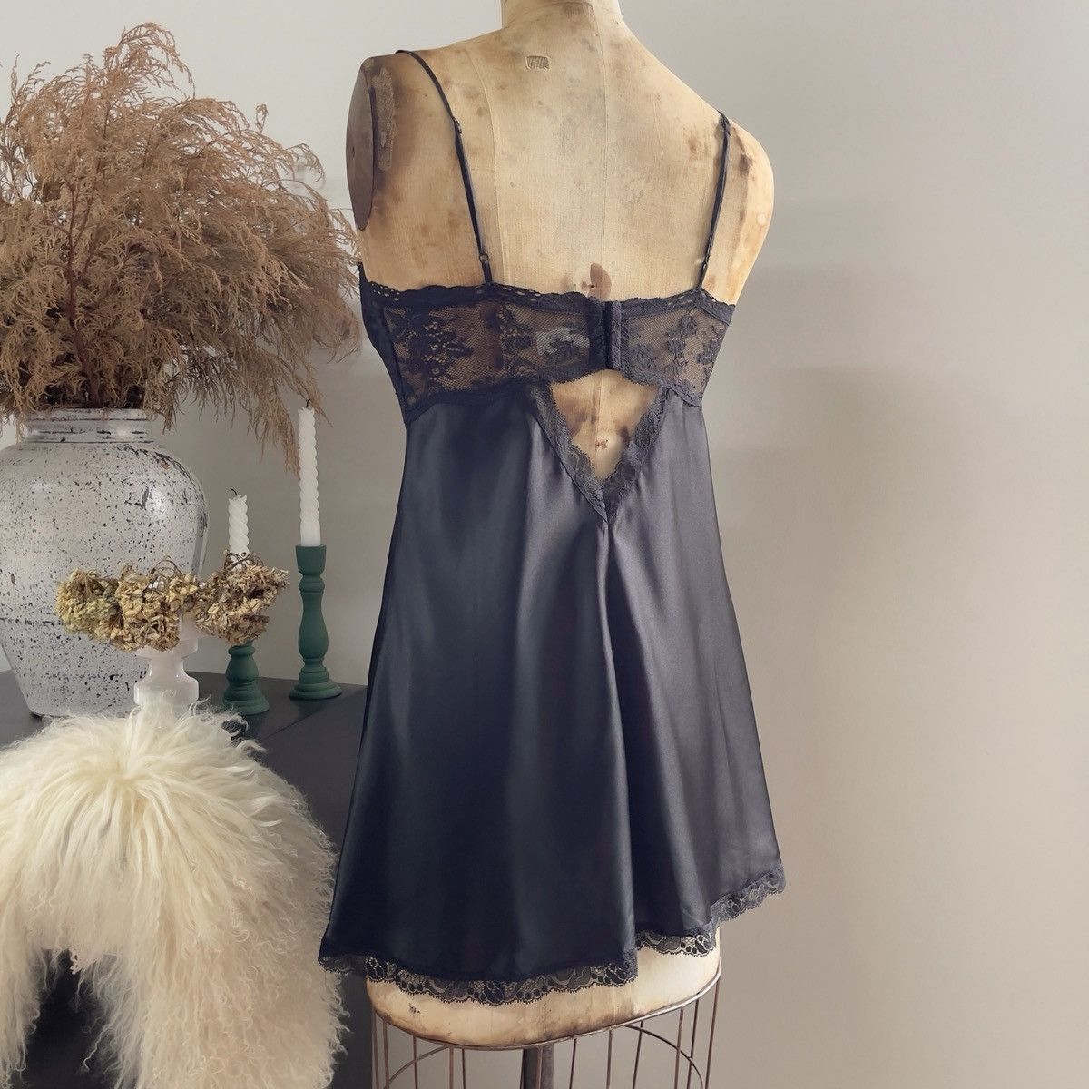 Victoria's Secret Victoria’s Secret 1990s Black Satin Slip Dress (36C/34D) Size L / US 10 / IT 46 - 13 Thumbnail