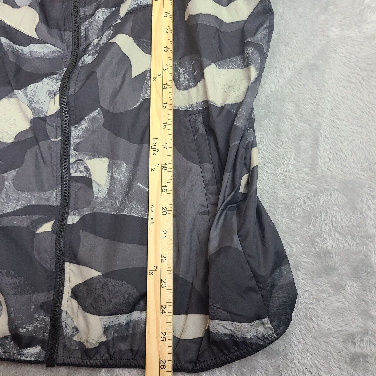Nike Nike Fullzip Hoodie Windbreaker Camo Black/Gray 687593-010 S Size US M / EU 48-50 / 2 - 3 Thumbnail
