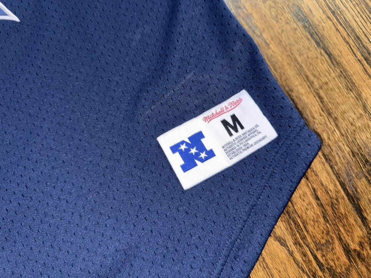 Mitchell & Ness Dallas Cowboys Mitchell And Ness Mesh V-Neck Jersey Medium Size US M / EU 48-50 / 2 - 2 Thumbnail