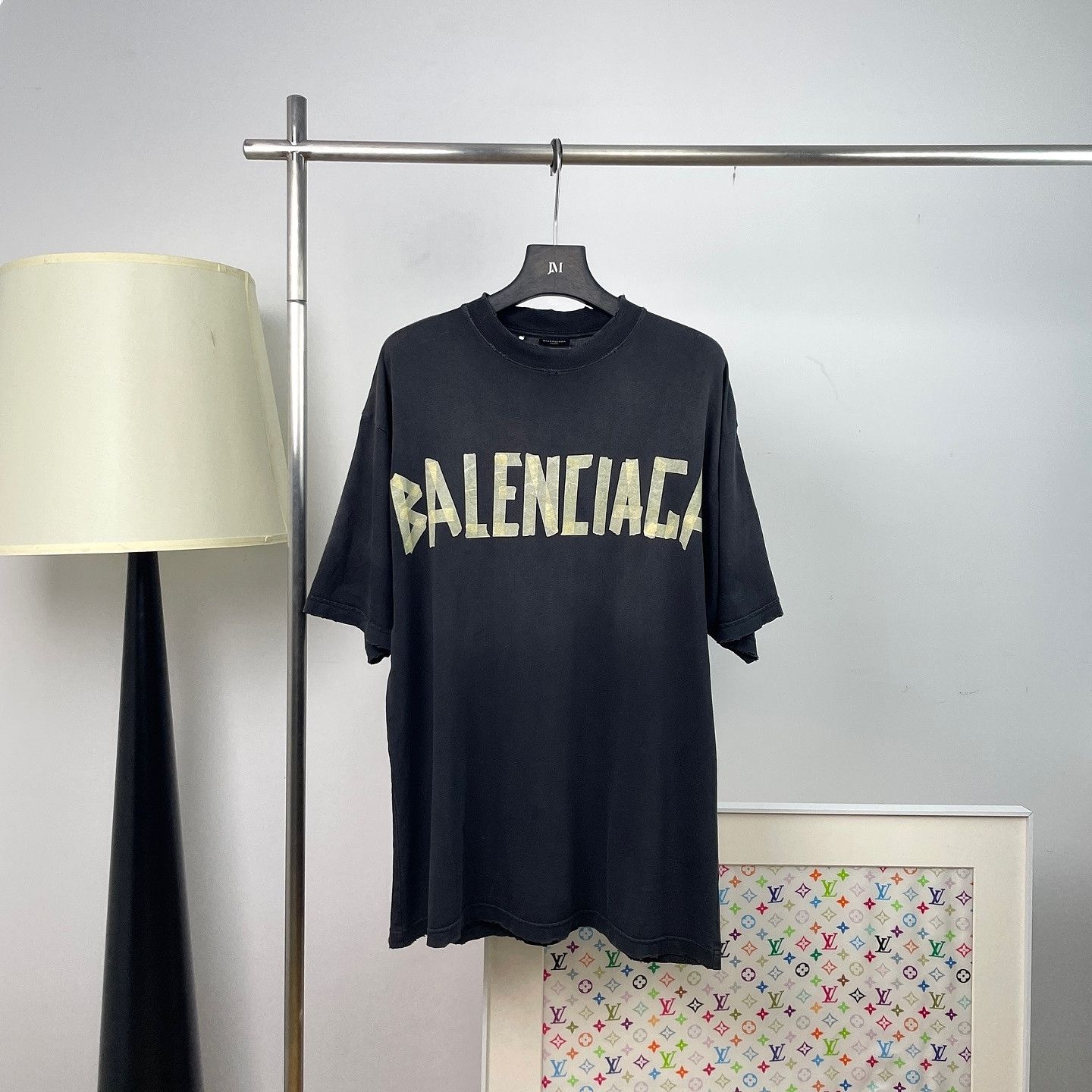 Balenciaga Balenciaga Tape Logo T-Shirt Size S Size US S / EU 44-46 / 1 - 1 Thumbnail