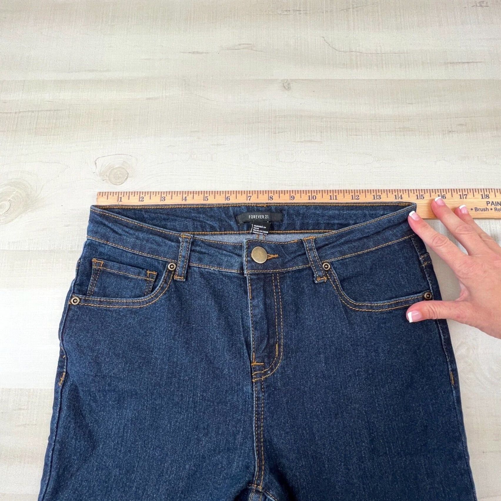 Forever 21 Forever 21 Womens Dark Blue Skinny Jeans 28 Mid Rise Stretch Denim Casual Size 28" / US 6 / IT 42 - 7 Thumbnail