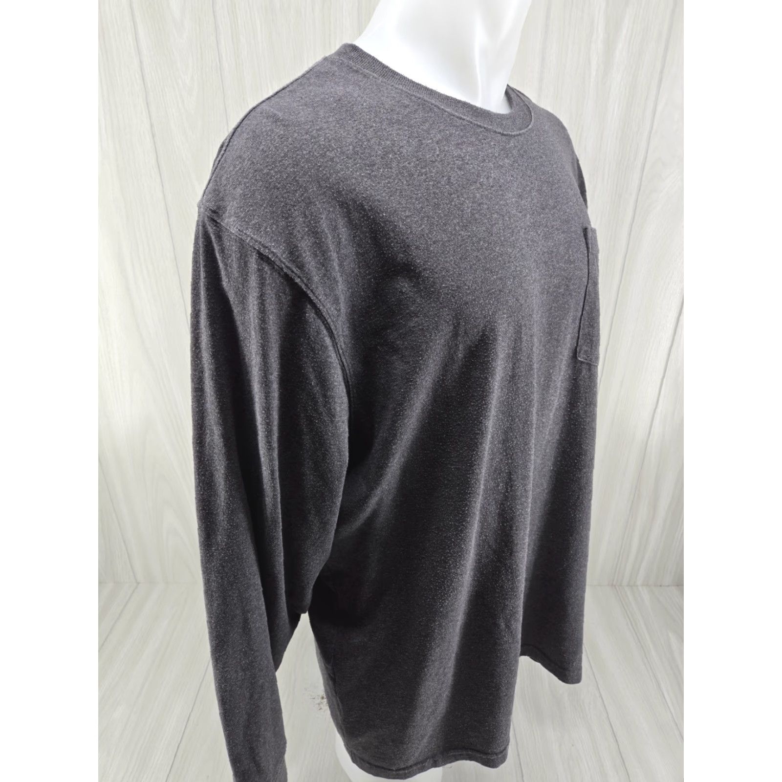 Carhartt CARHARTT Original Fit Gray Long Sleeve Pocket T Shirt Men’s XL Shirt Mens Size XL Gray Pocket Logo Industrial workwear Knit Jersey 2010s Size US XL / EU 56 / 4 - 7 Thumbnail