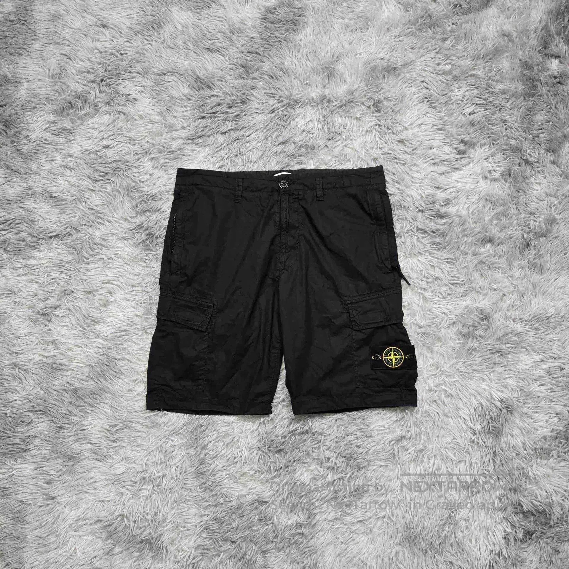 Stone Island stone island black cargo shorts size 32. Size US 32 / EU 48 - 1 Thumbnail