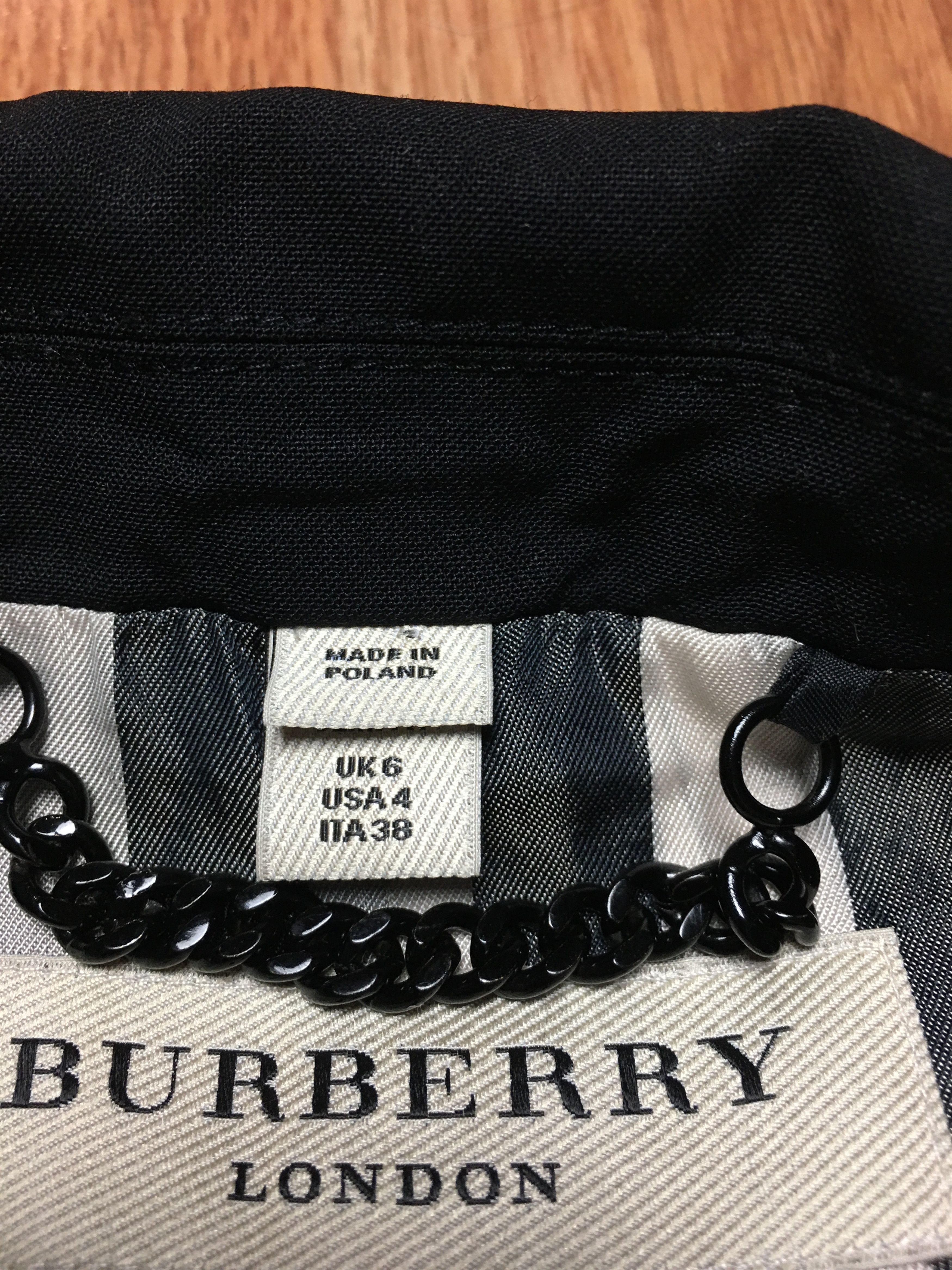 Burberry Burberry London Virgin Wool Black Blazer Jacket IT38/US4 Size S / US 4 / IT 40 - 8 Thumbnail