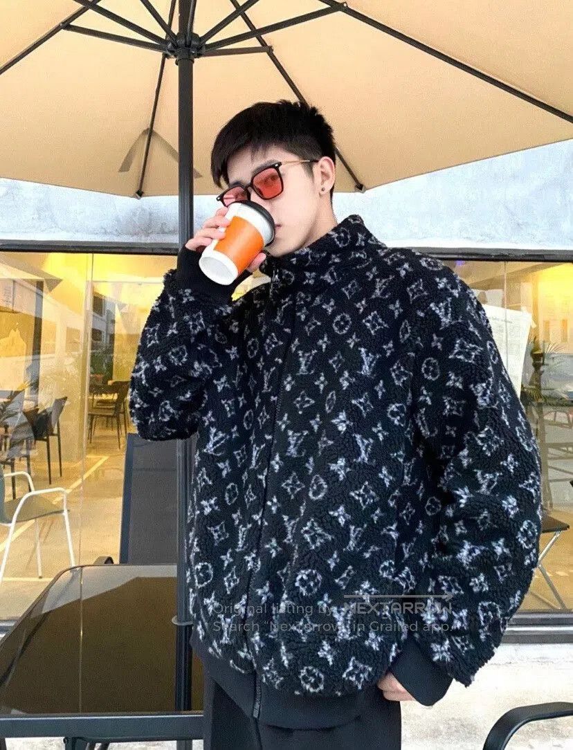 Louis Vuitton lv black monogram teddy jacket size XL. Size US XL / EU 56 / 4 - 4 Thumbnail