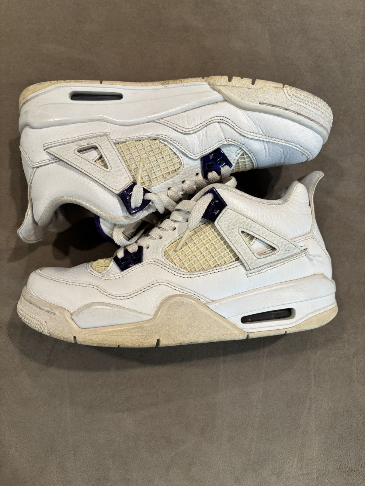 Jordan Brand Used Jordan 4 “Metallic Purple” Size US 7 / EU 40 - 3 Thumbnail