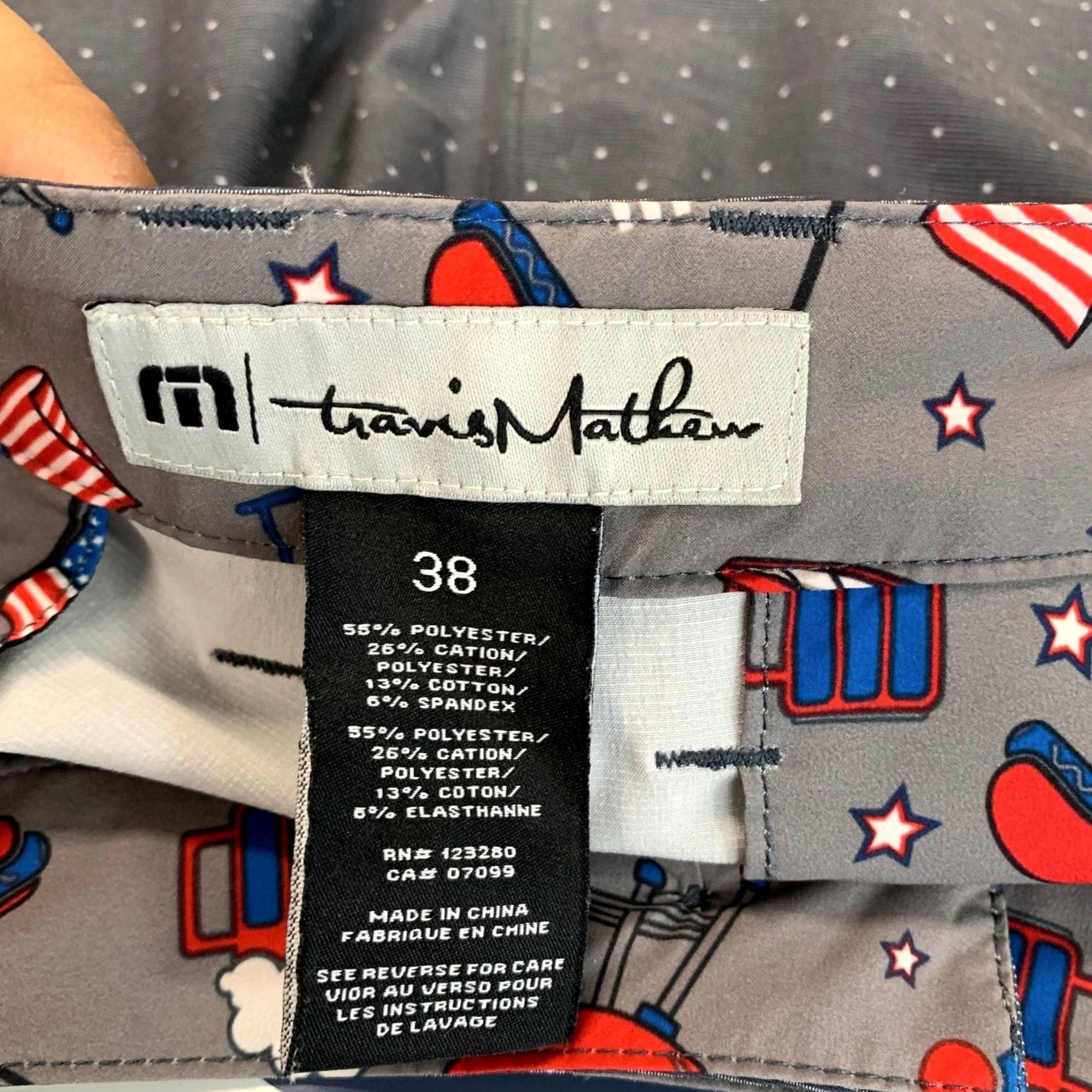 TravisMathew Travis Mathew Chino Golf Shorts Mens 38 Blue Regular Fit 38x9.5 Polka Dot Size US 38 / EU 54 - 7 Thumbnail