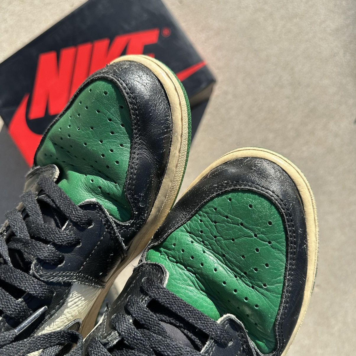 Jordan Brand × Nike × Vintage Air Jordan 1 Retro Pine Green Size US 12 / EU 45 - 7 Thumbnail