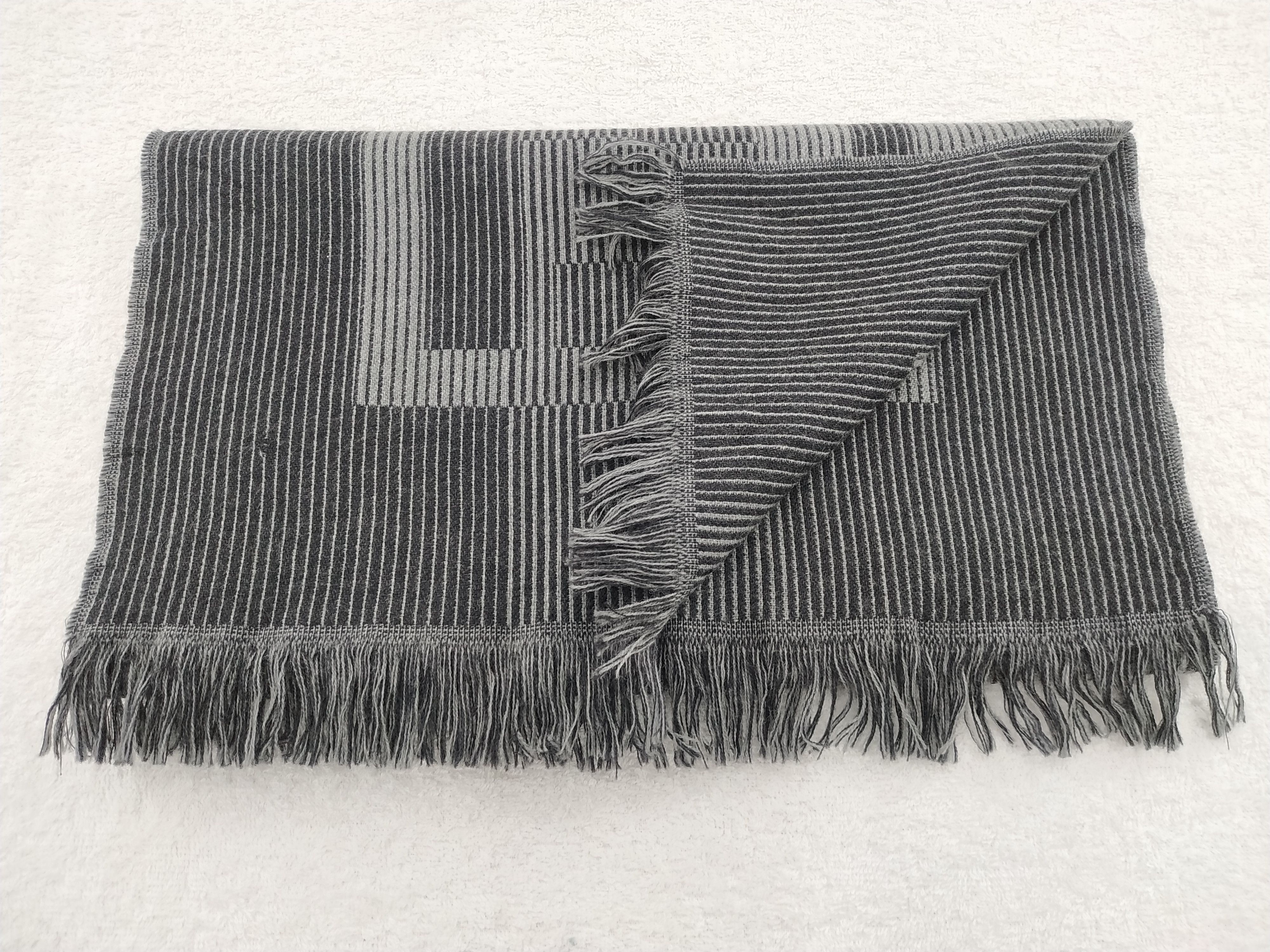 Fendi Vintage Fendi Scarf/Muffler/Neckwear MF405 Size ONE SIZE - 4 Thumbnail