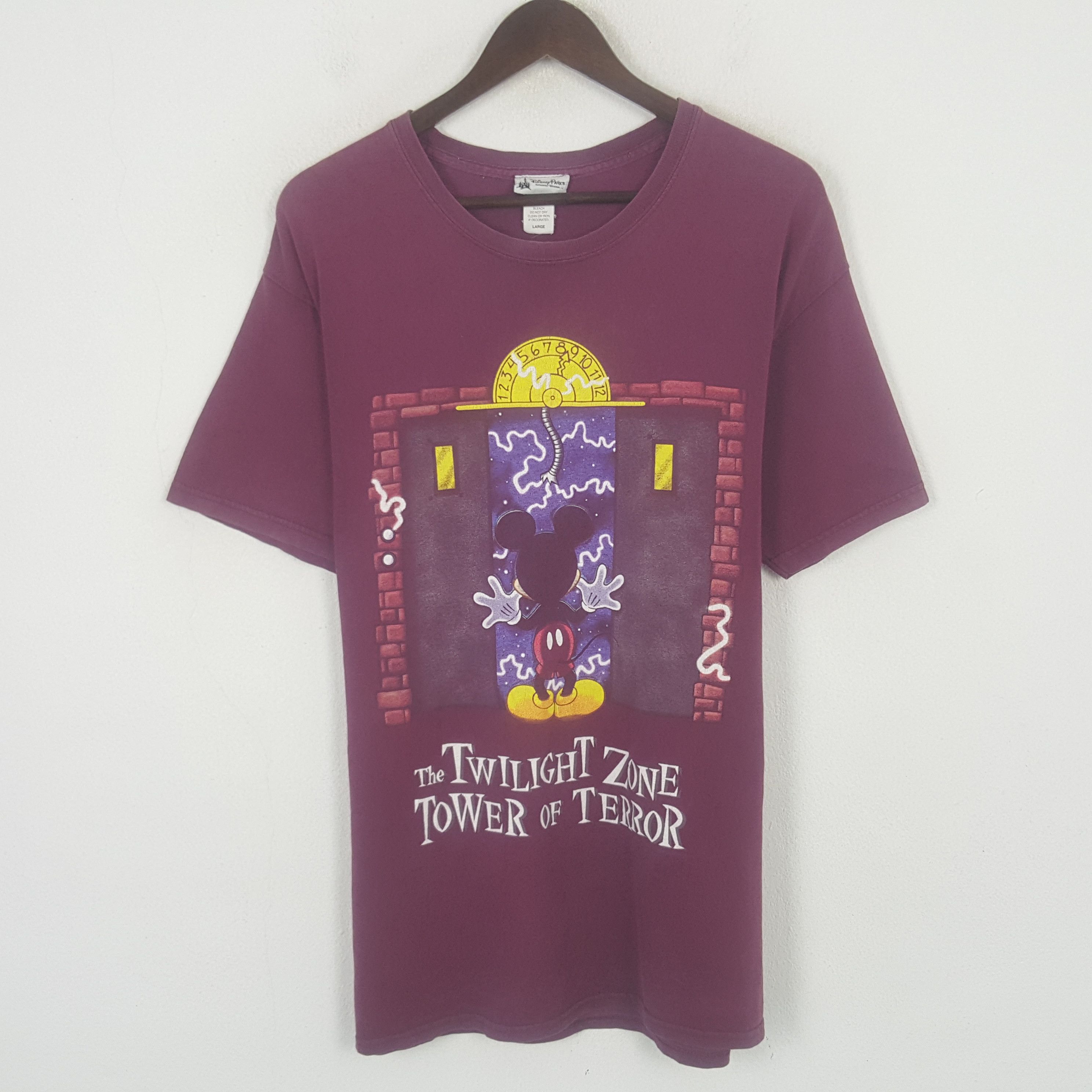 Disney Vintage Mickey Mouse The Twilight Zone Disney Store Tshirt Size US L / EU 52-54 / 3 - 1 Thumbnail