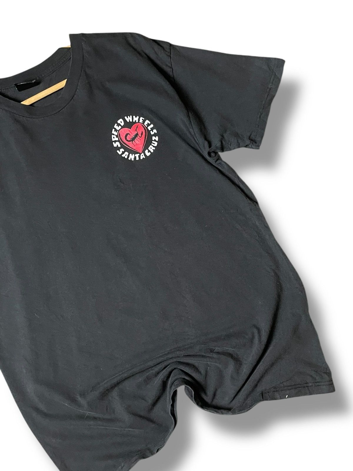 Santa Cruz Skateboards Santa Cruz x Poison Heart Backprint (143) Size US XS / EU 42 / 0 - 4 Thumbnail