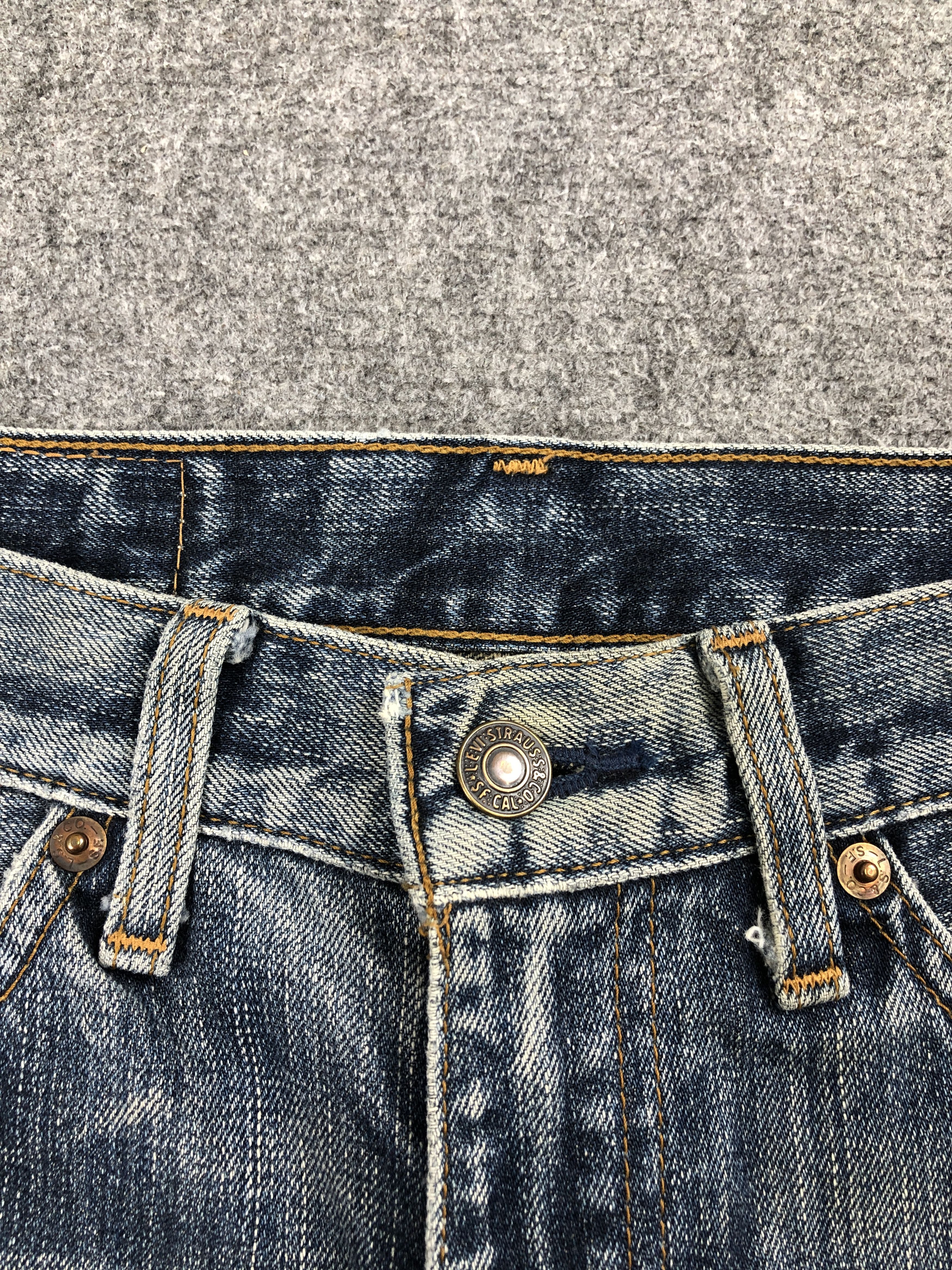 Levi's Vintage Levis 517 Flared Bootcut Bell Bottom Jeans DP2459 Size US 27 - 10 Thumbnail