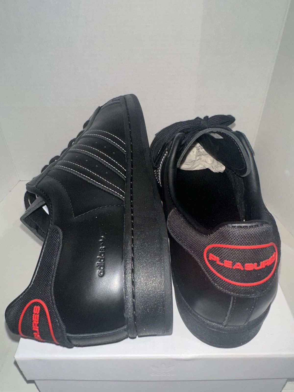 Adidas × Pleasures Pleasures X Adidas Consortium Superstar DS US12 Size US 12 / EU 45 - 7 Thumbnail