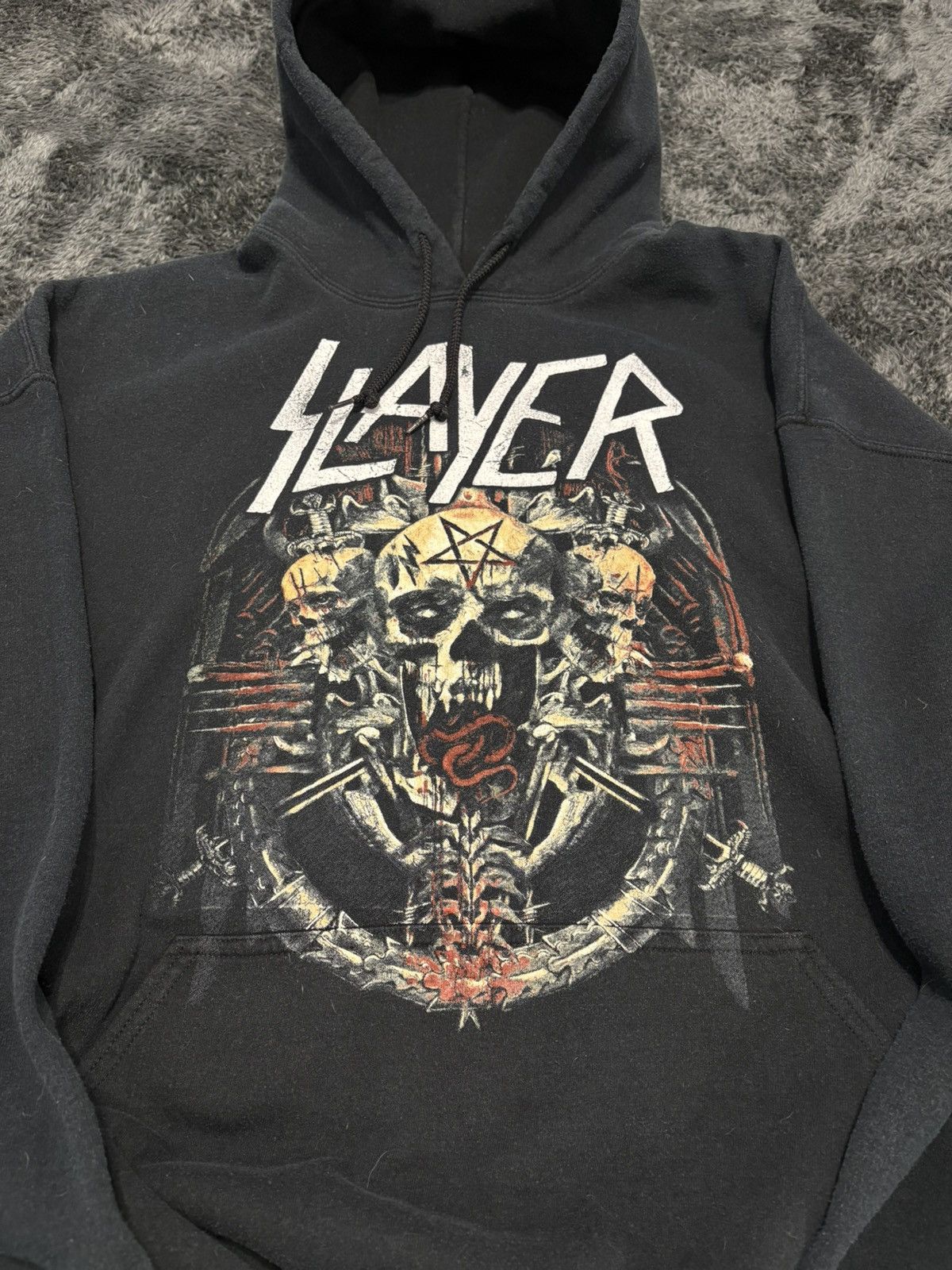 Band Tees Vintage 00s Slayer World Tour Big Logo Hoodie Size US XL / EU 56 / 4 - 4 Thumbnail