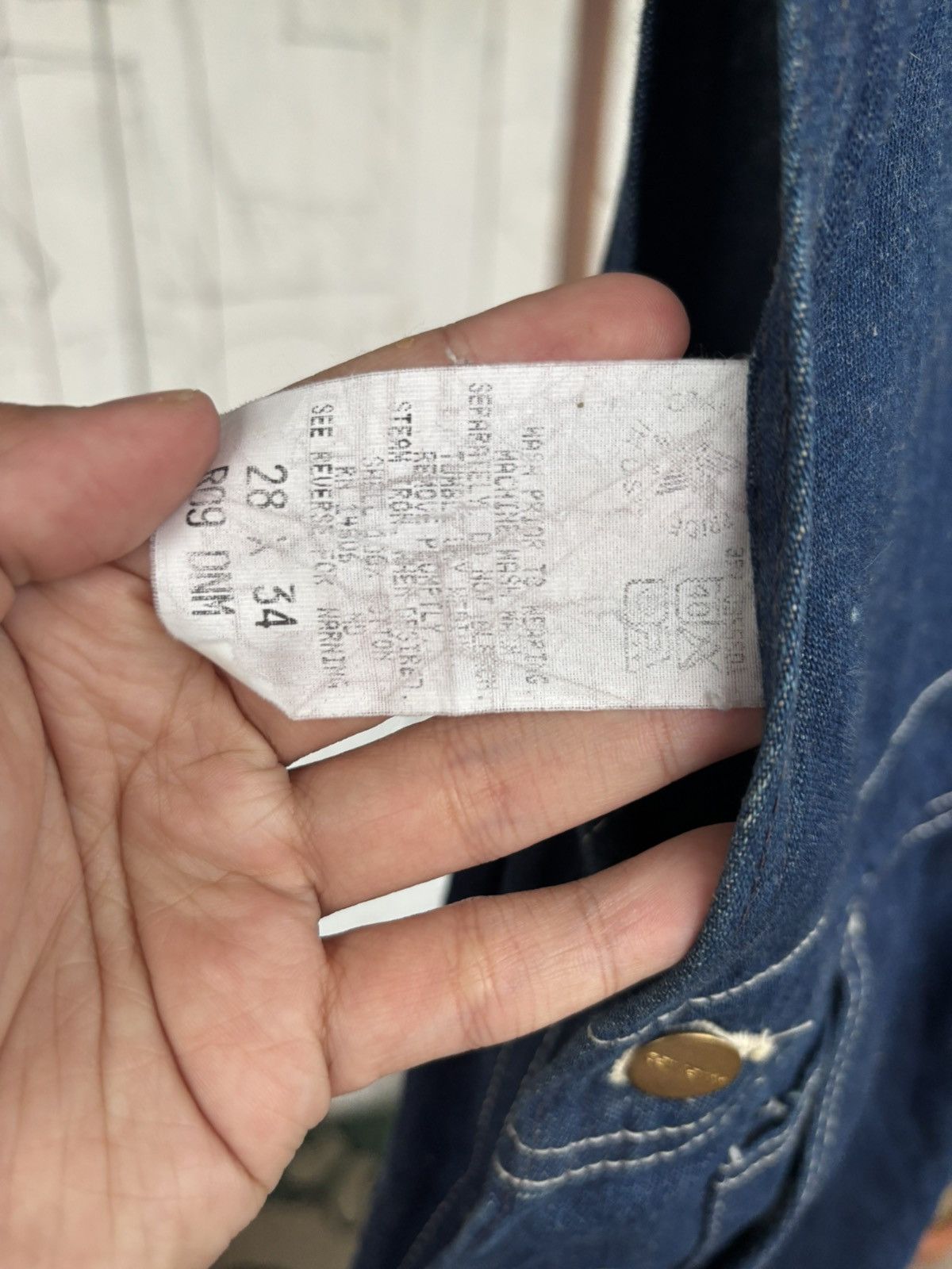Carhartt × Vintage Vintage 1990’s-1980’s Carhartt Denim Bib Overall Size 28x32 Size US S / EU 44-46 / 1 - 10 Thumbnail