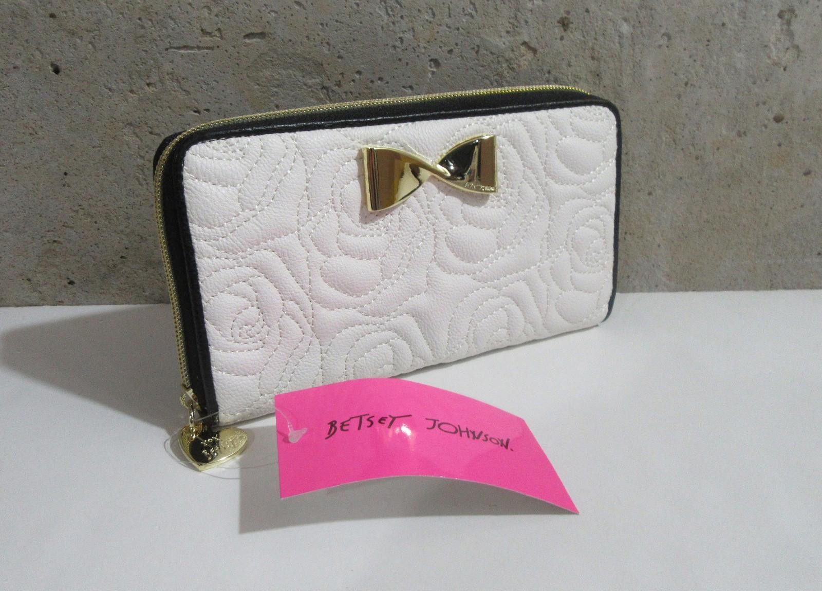 Other Betsey Johnson Stitched Rose and Bow Zip Around Wallet NWT Size ONE SIZE - 5 Thumbnail