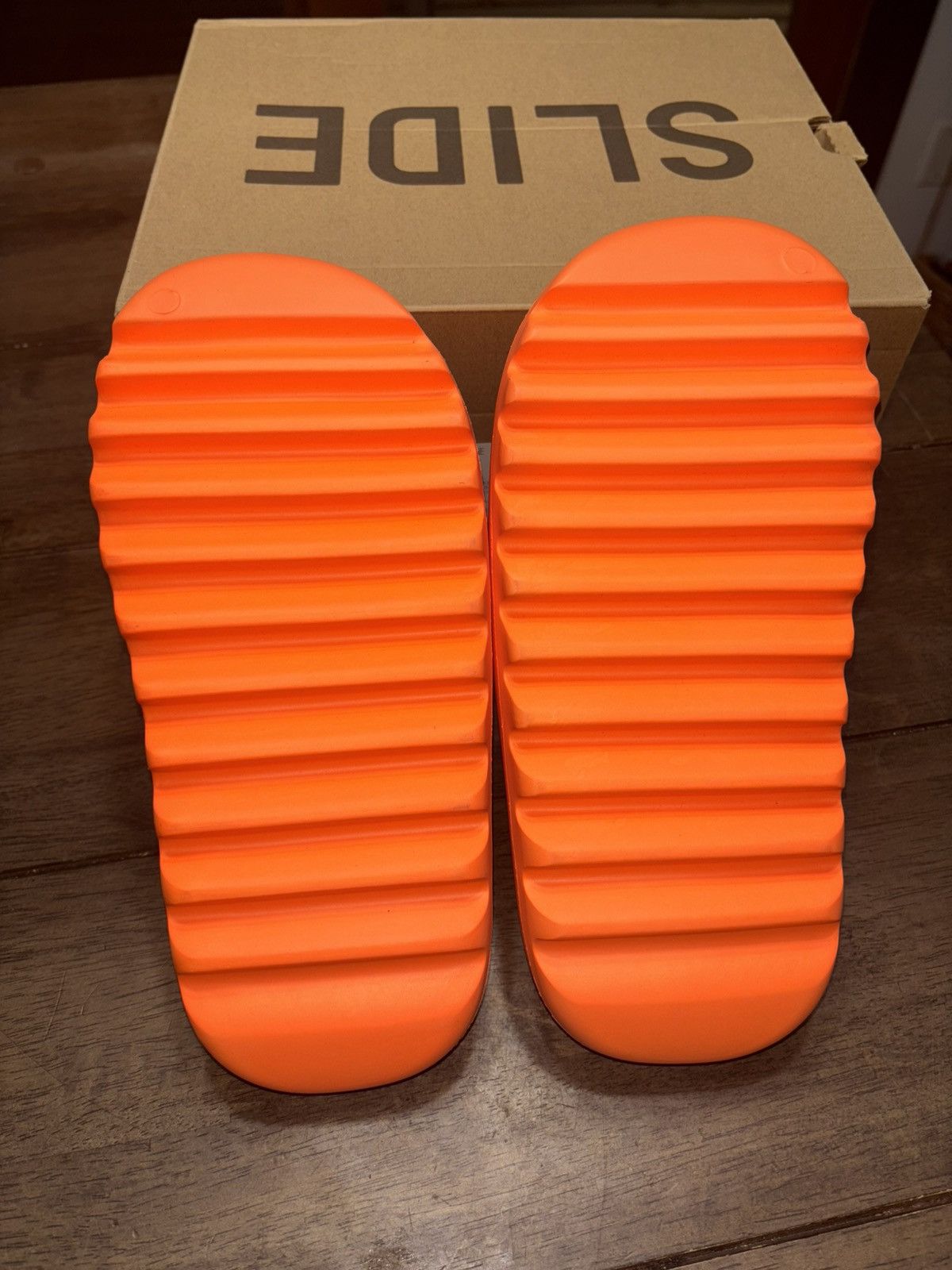 Adidas Adidas Yeezy slide Enflame Orange Size US 7 / EU 40 - 4 Thumbnail