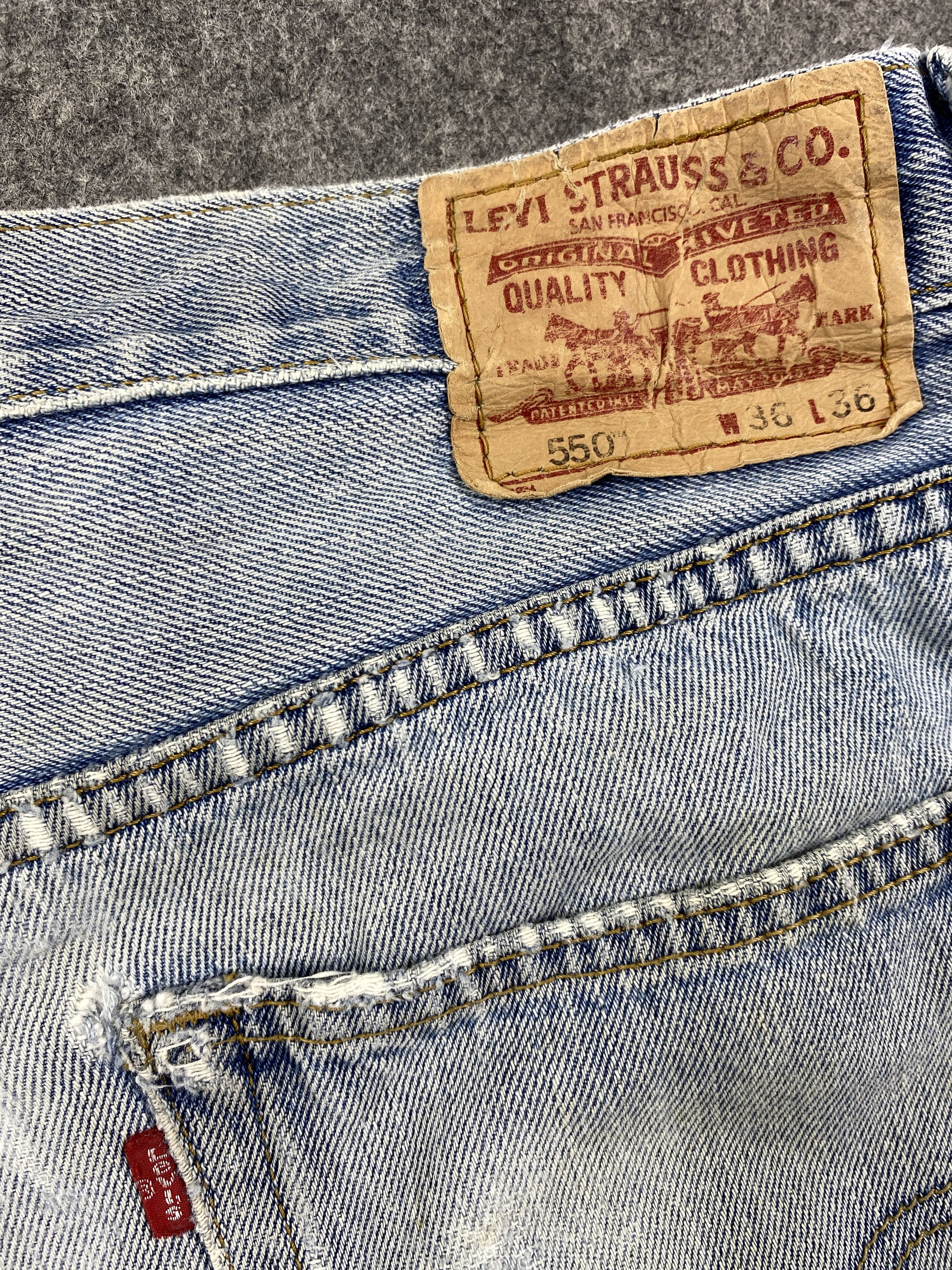 Levi's Light Blue Wash Vintage Levi's 550 36x35 Denim -JN1797 Size US 36 / EU 52 - 9 Thumbnail
