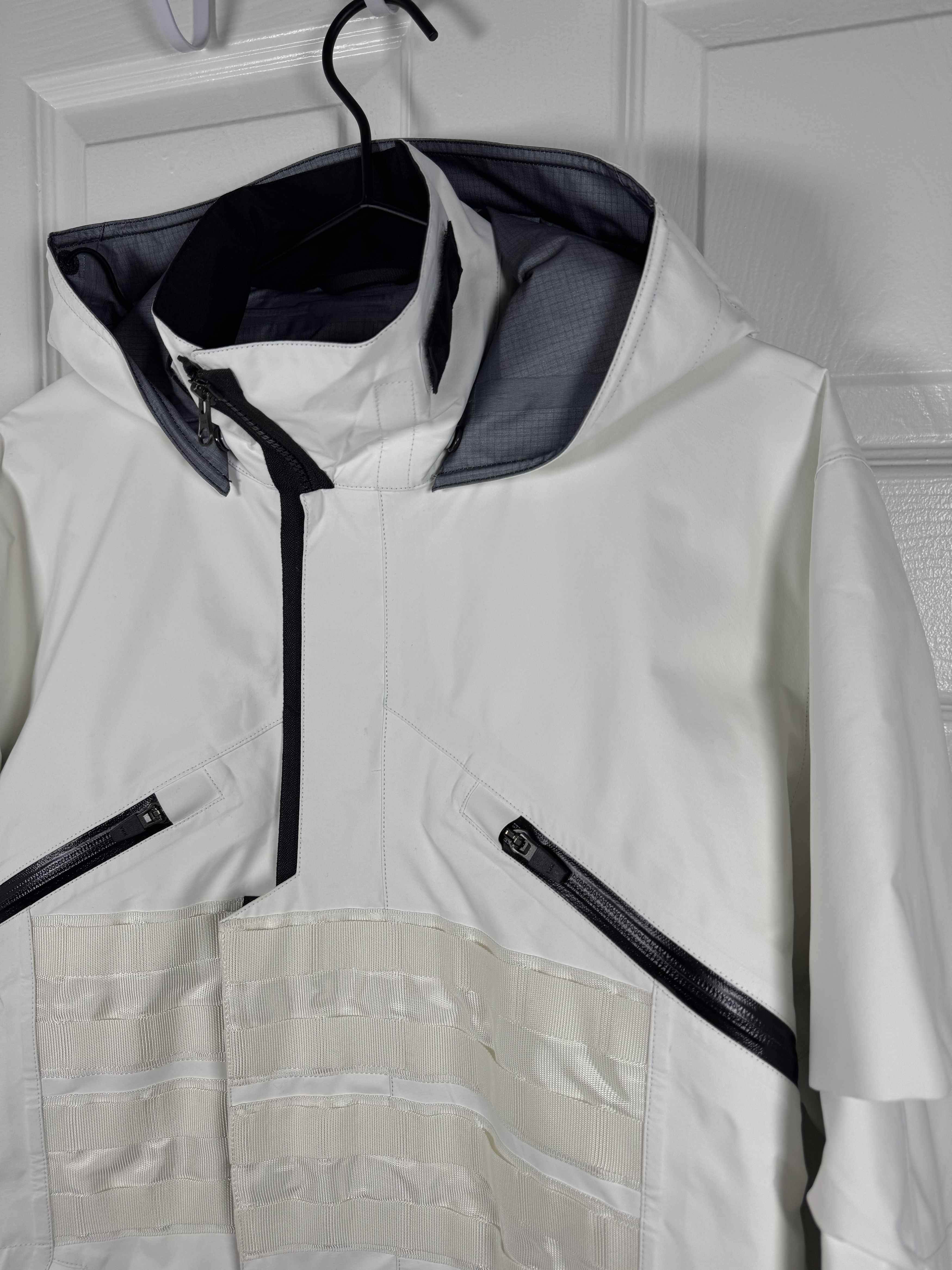 Acronym J1WTS-GT Medium Size US M / EU 48-50 / 2 - 3 Thumbnail