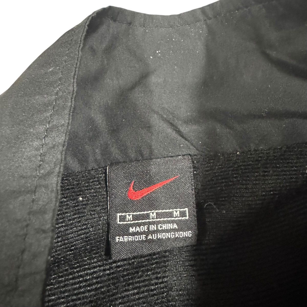 Nike Vtg🔥Y2k Nike Mini Swoosh Og Winbreaker Jacket Size US M / EU 48-50 / 2 - 16 Thumbnail