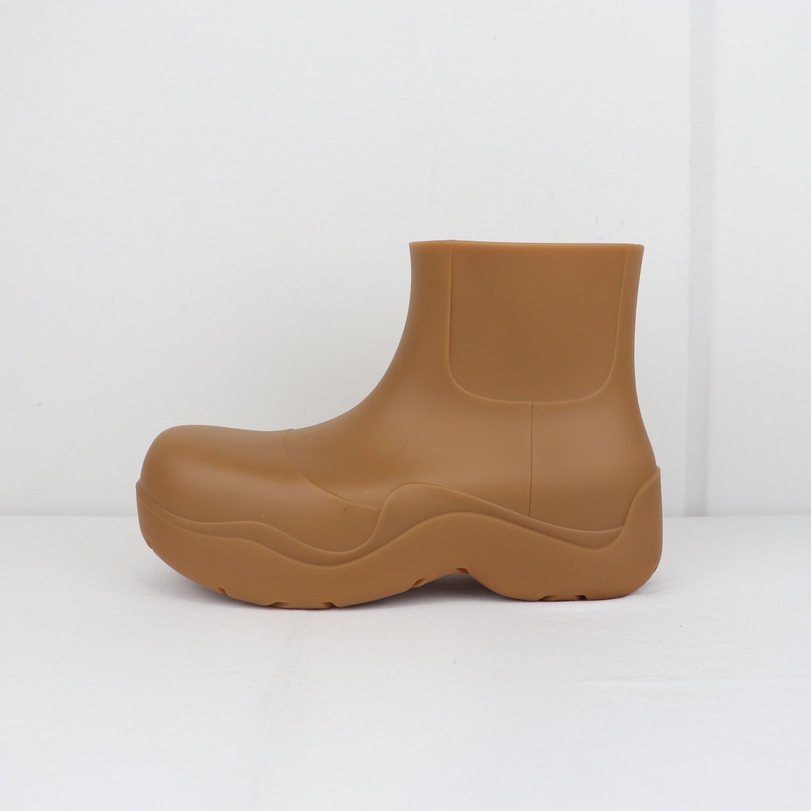 Bottega Veneta o1rshd1 Matt Rubber Band Boots in Brown Size US 10 / EU 43 - 1 Thumbnail