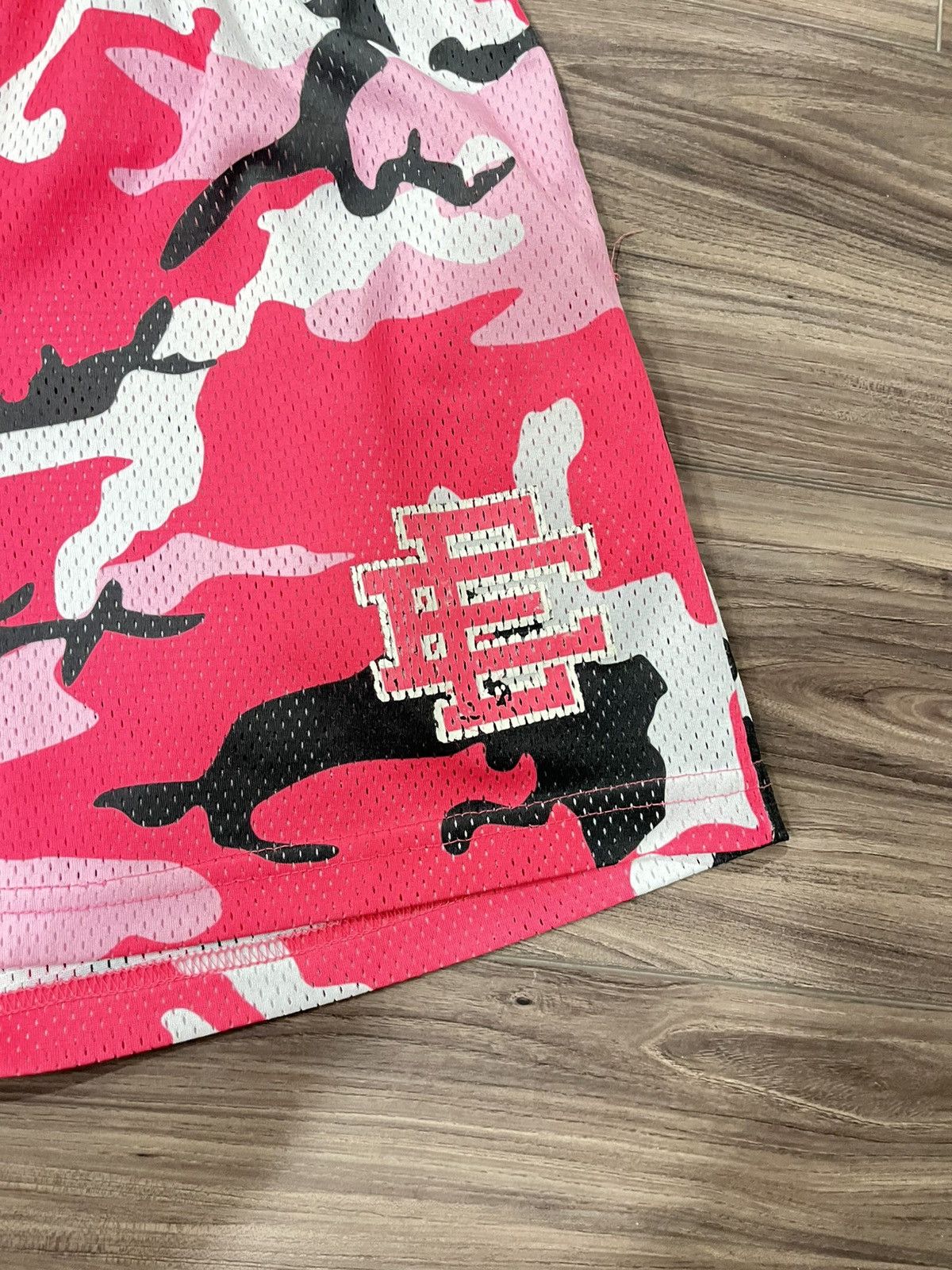 Eric Emanuel Eric Emanual EE® Basic Pink White Black War Camo Size Large Size US 32 / EU 48 - 3 Thumbnail