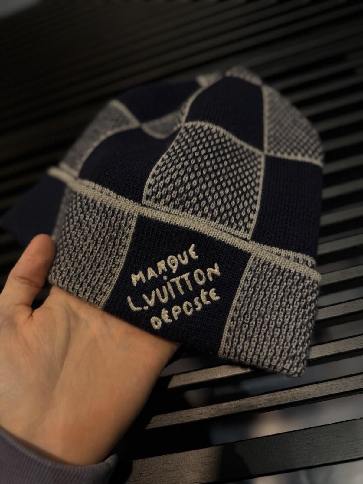 Louis Vuitton Louis Vuitton Men's Knit Beanie Hat LV $595 Blue Grey Size ONE SIZE - 7 Thumbnail