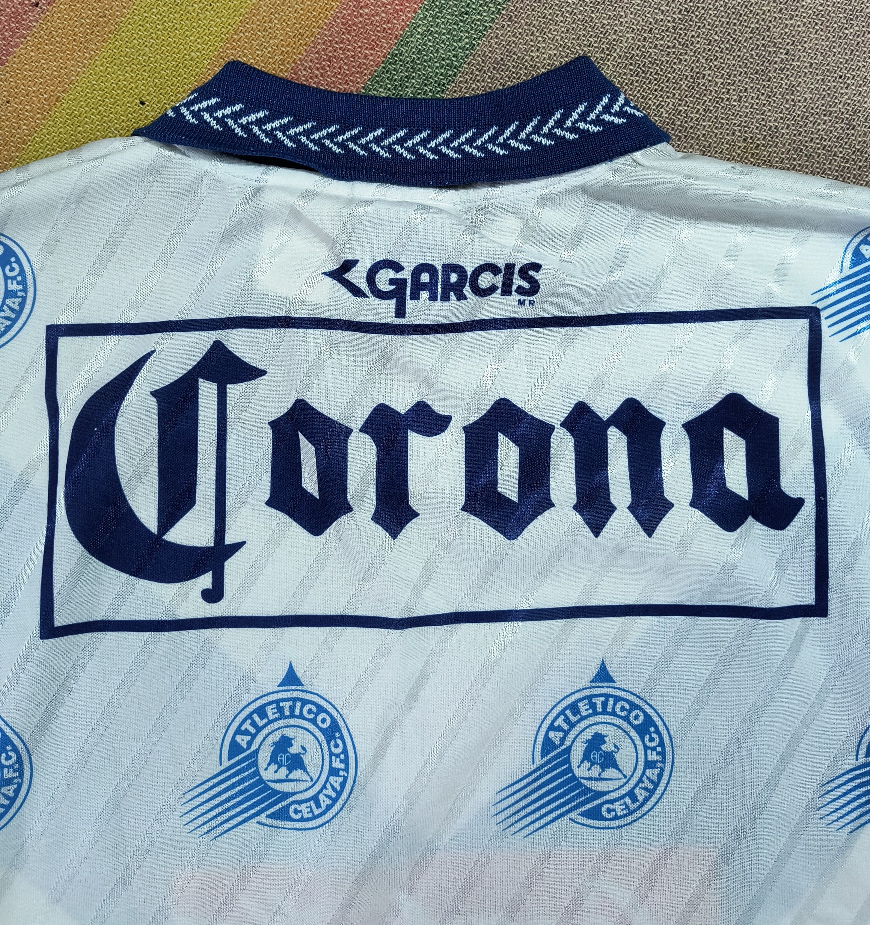 Vintage Vintage Garcis Atletico Celaya F.C. 1996 - 1997 home jersey Size US M / EU 48-50 / 2 - 9 Thumbnail