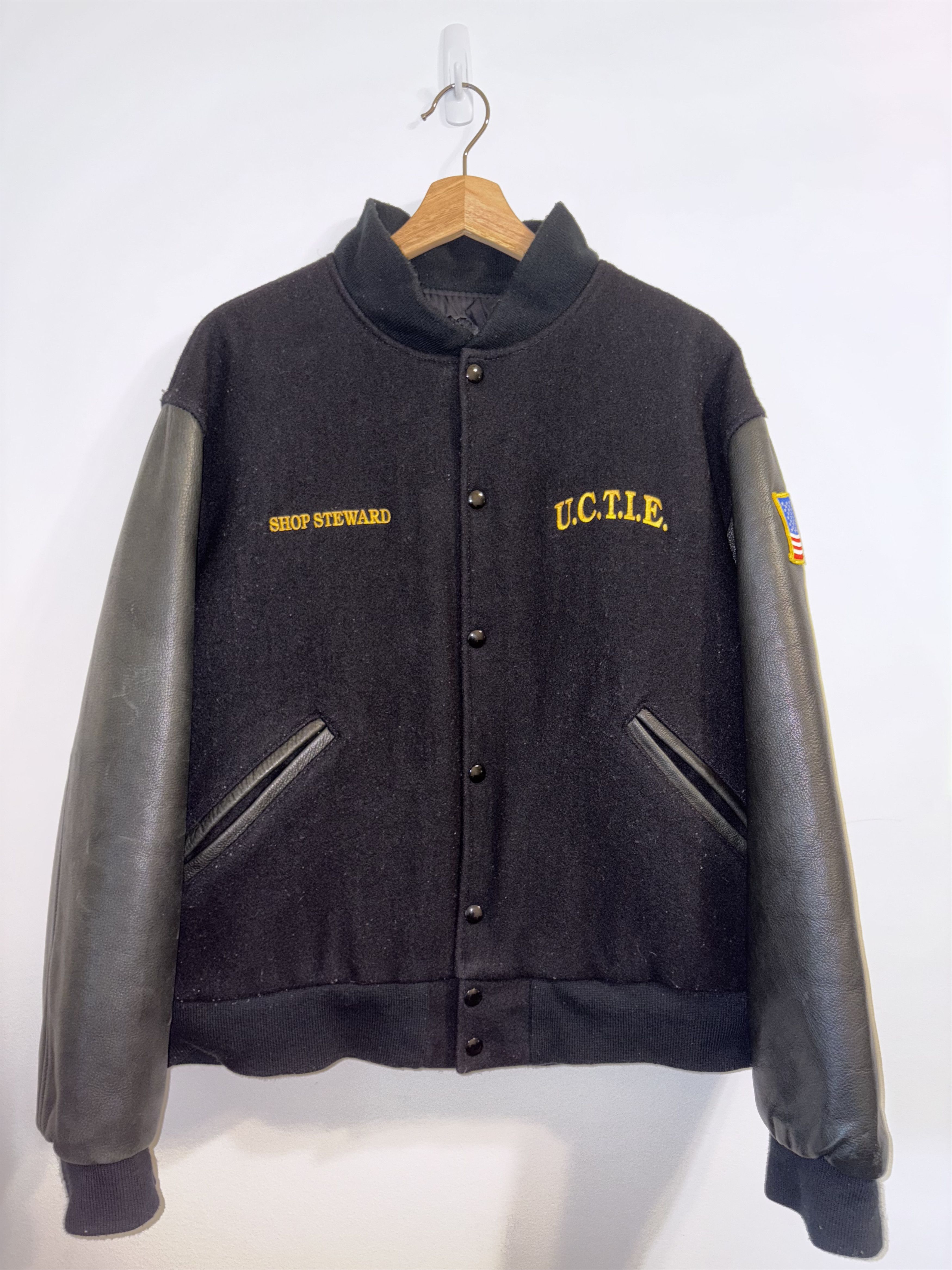 Vintage Vintage Union Black Varsity Jacket Size US L / EU 52-54 / 3 - 1 Thumbnail