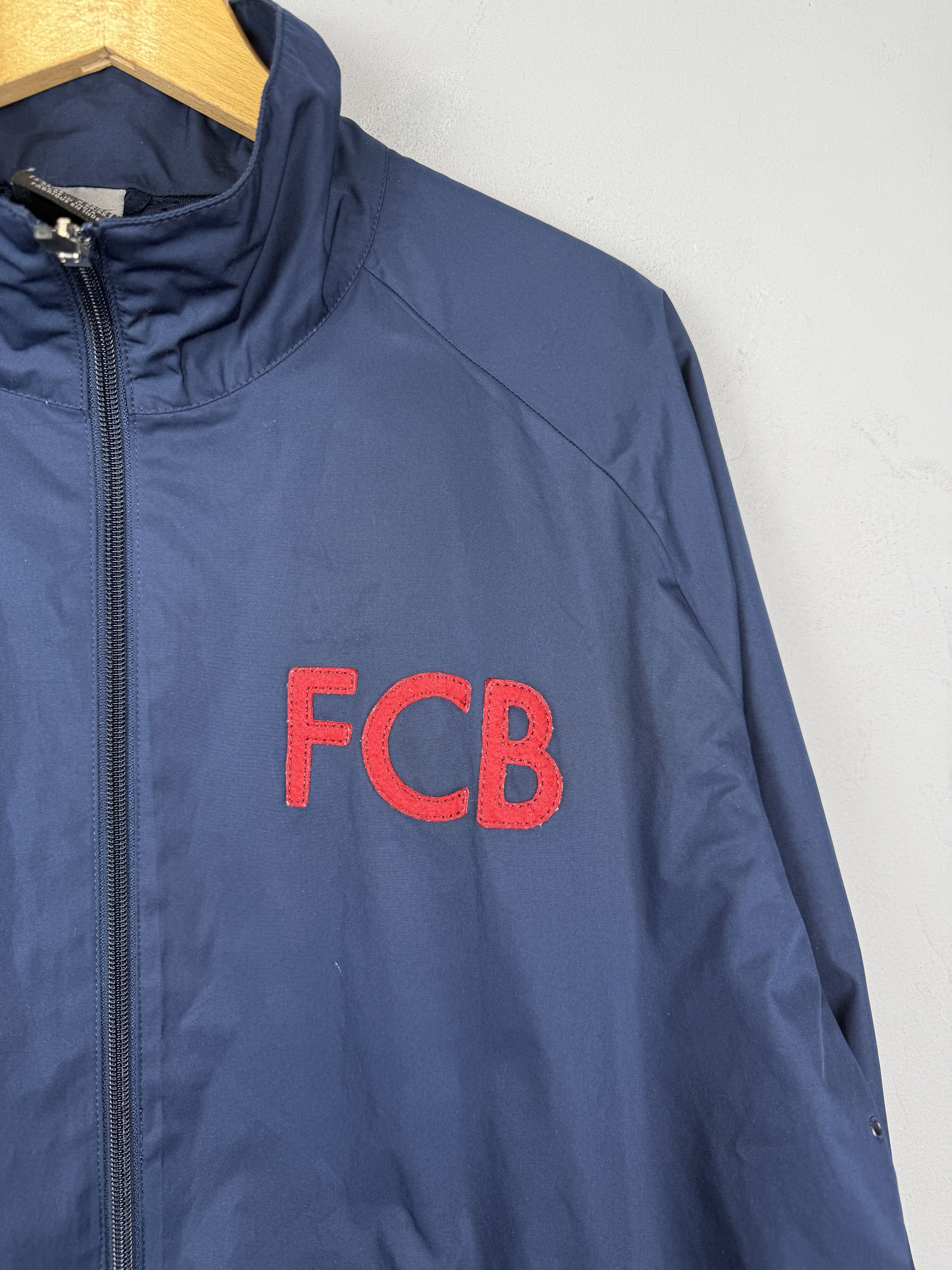 Nike × Vintage Nike Vintage FCB Jacket Navy Nylon Barcelona Windbreaker Size US XL / EU 56 / 4 - 2 Thumbnail