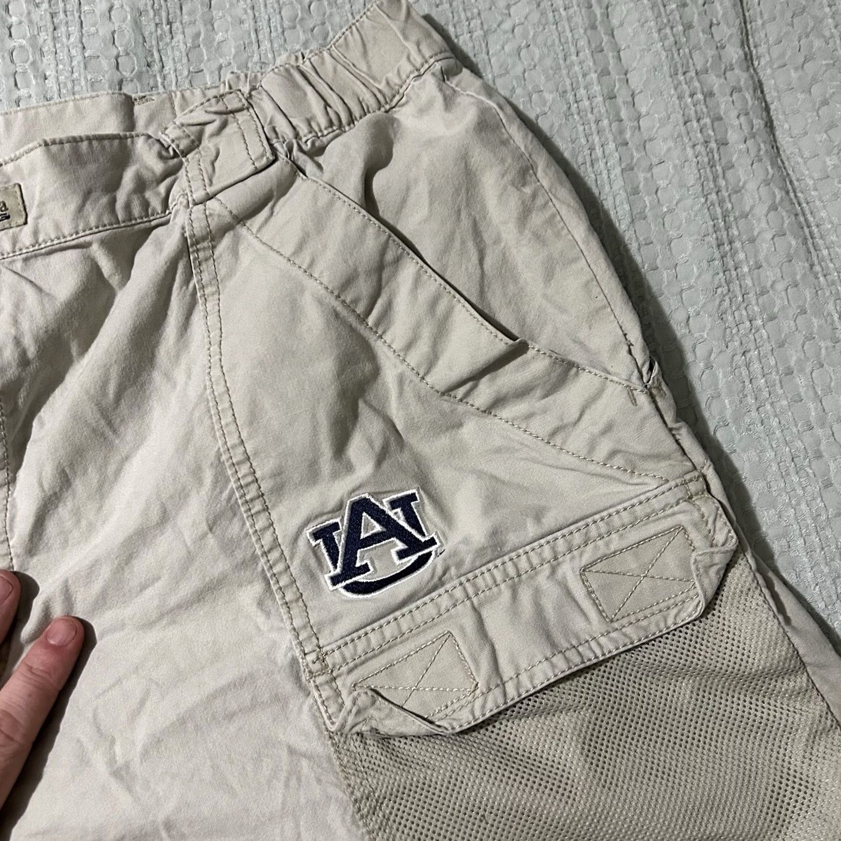 Vintage VINTAGE Columbia Auburn Tigers Utility Shorts XL Mens Cream Y2K Size US 36 / EU 52 - 3 Thumbnail