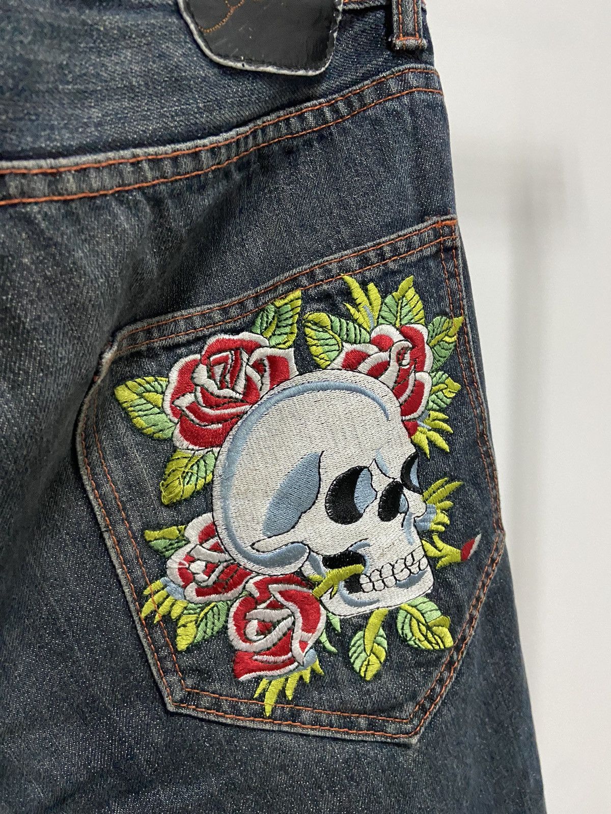Ed Hardy × Vintage Ed Hardy shorts Vintage pocket skull 💀 roses 🌹 logo Size US 32 / EU 48 - 3 Thumbnail