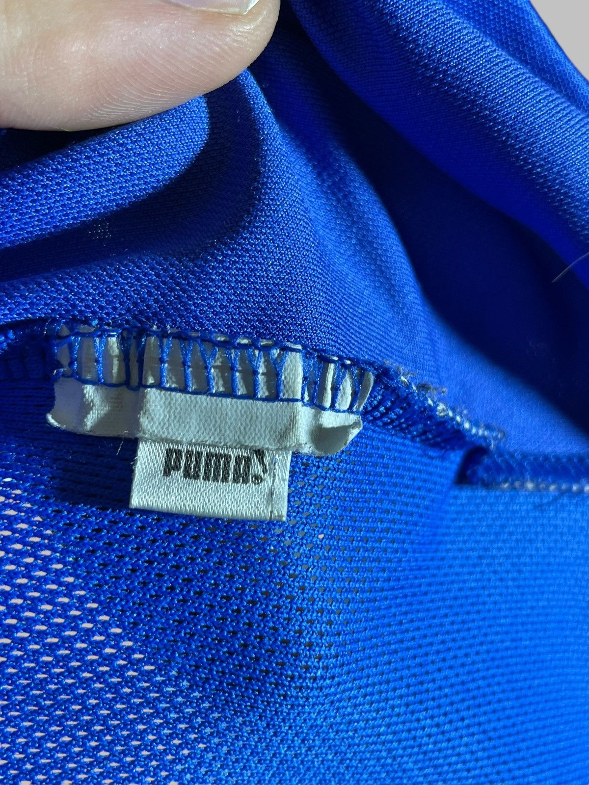 Puma × Vintage Italy Puma 2004 Home Football Shirt Centre Logo Y2k Hype Size US L / EU 52-54 / 3 - 14 Thumbnail