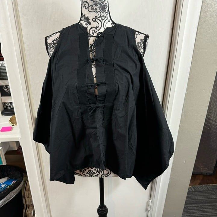 Hache Hache black tie front paneled side shirt business casual. Size XS / US 0-2 / IT 36-38 - 1 Thumbnail