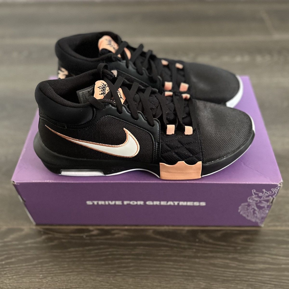 Nike Nike LeBron Witness 8 "Black Agate White" US Size 12 NEW Size US 12 / EU 45 - 6 Thumbnail