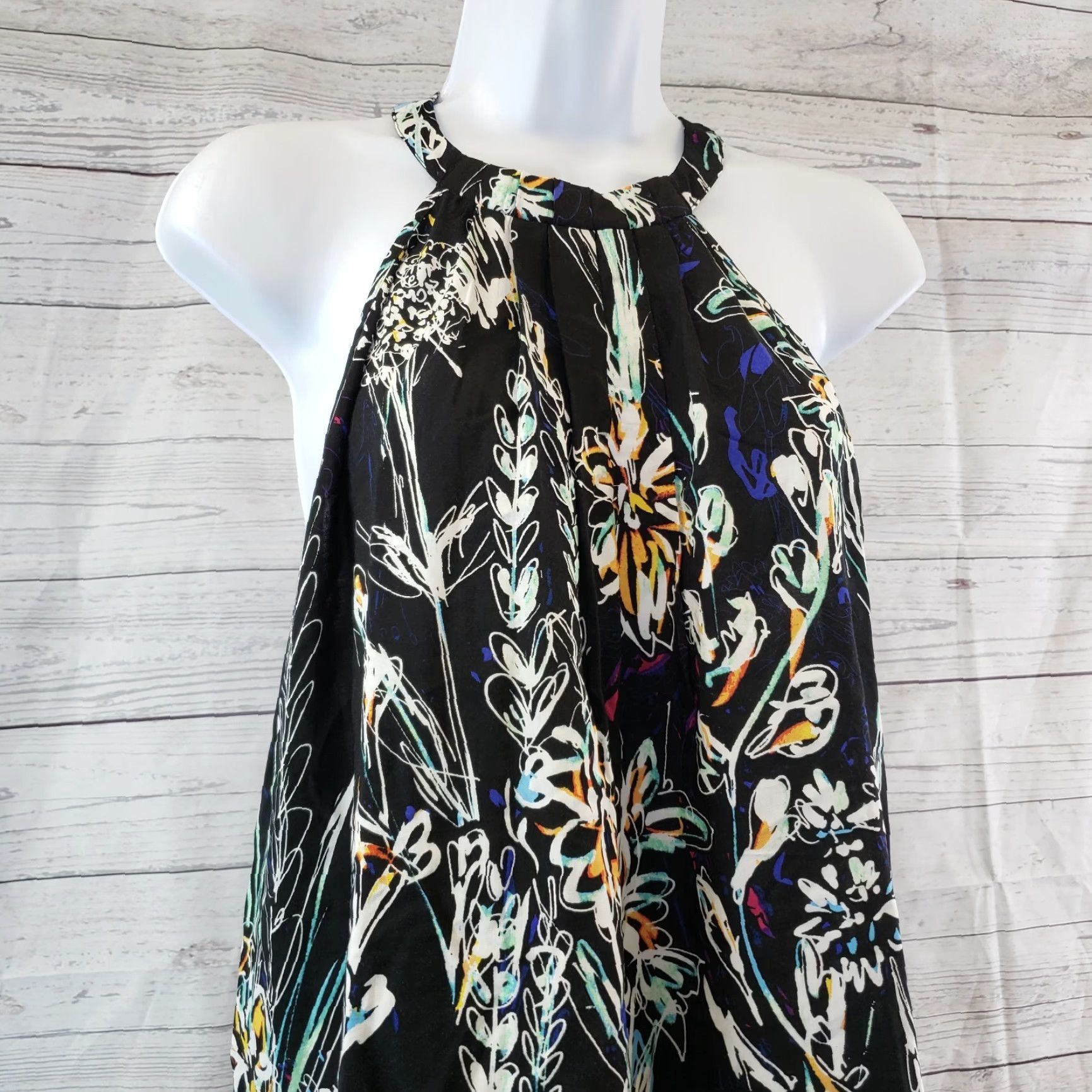 Warehouse VINTAGE Warehouse Womens Tank Top Sz 8 Black Floral Halter Neck Viscose{"name":"Warehouse"} Size M / US 6-8 / IT 42-44 - 3 Thumbnail