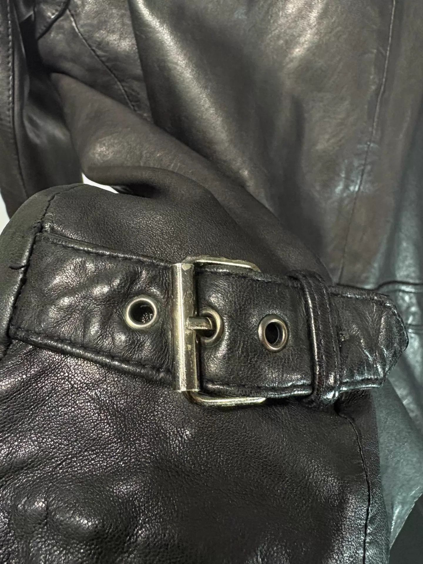 Katharine Hamnett London 00s Katharine Hamnett Black Sheepskin Epaulettes Jkt L Size US L / EU 52-54 / 3 - 5 Thumbnail