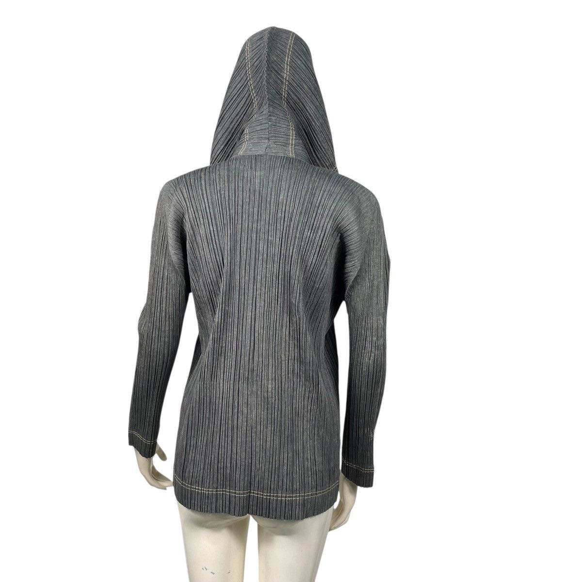 Pleats Please Issey Miyake Pleats Please Issey Miyake Hooded Zipper Jacket Size M / US 6-8 / IT 42-44 - 9 Thumbnail