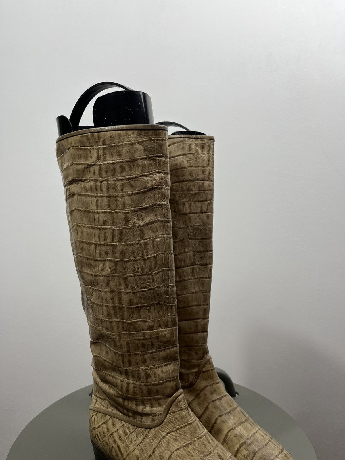 Other Vintage Croc-Embossed Leather Tall Boots Beige Size 37.5 Size US 7 / IT 37 - 5 Thumbnail