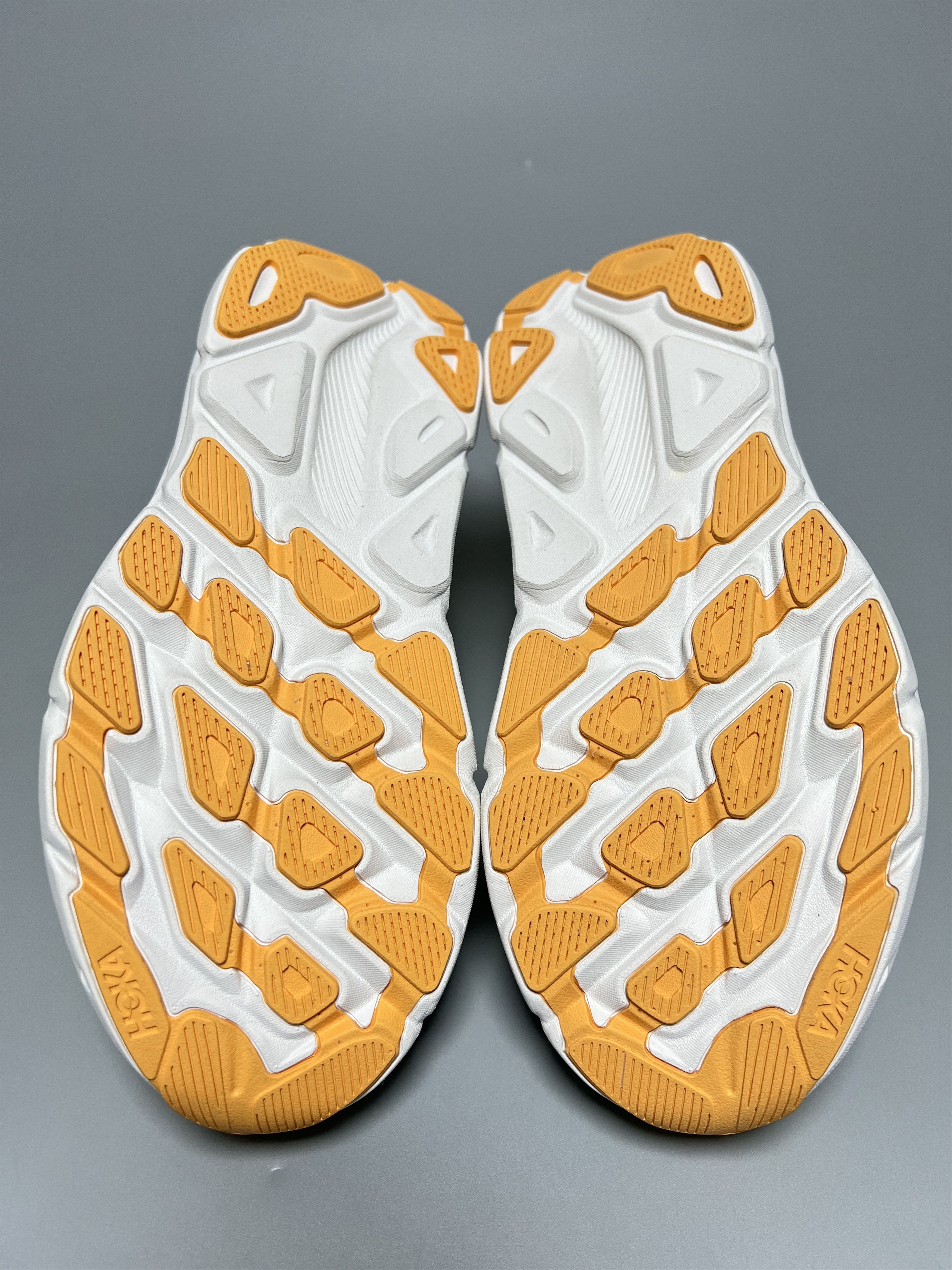 Hoka 10.5D Hoka One One Clifton 9 Wide Running Shoes Walking Gym Size US 10.5 / IT 40.5 - 14 Thumbnail