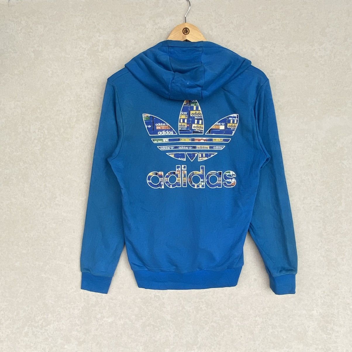 Other Vintage Adidas Hoodie Big Printed Sweater Blue Size M Size US M / EU 48-50 / 2 - 4 Thumbnail