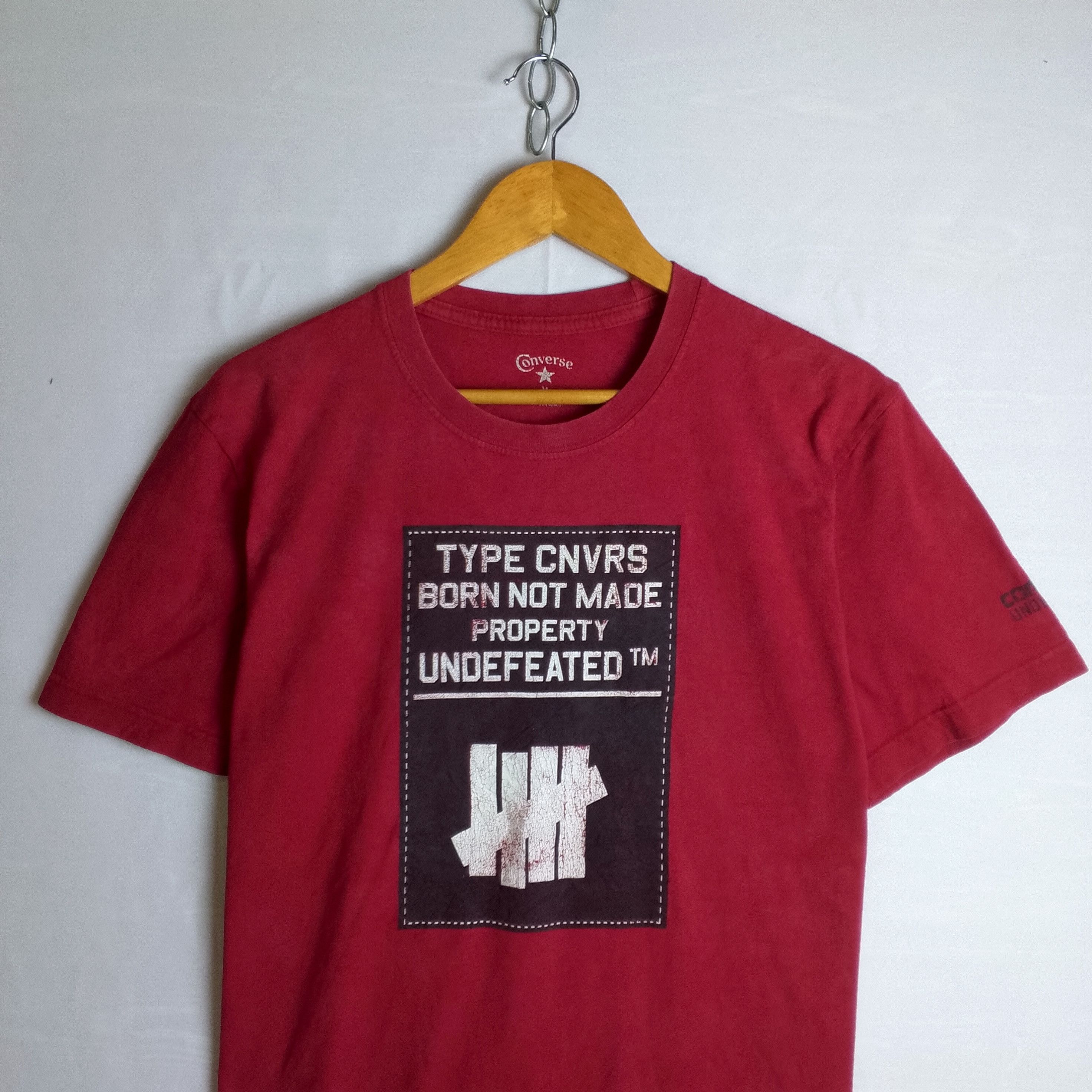 Converse × Undefeated Converse x Undefeated Tee Size US L / EU 52-54 / 3 - 2 Thumbnail