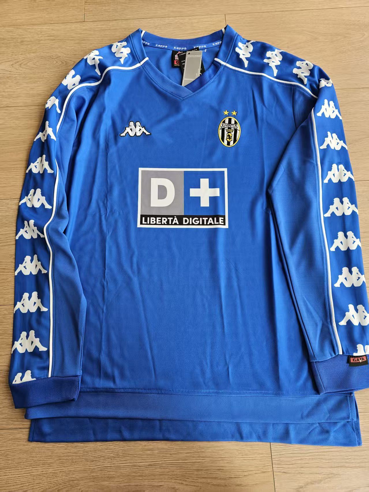 Other 1999 2000 Juventus Jersey Home Longsleeve Size US XXL / EU 58 / 5 - 1 Thumbnail