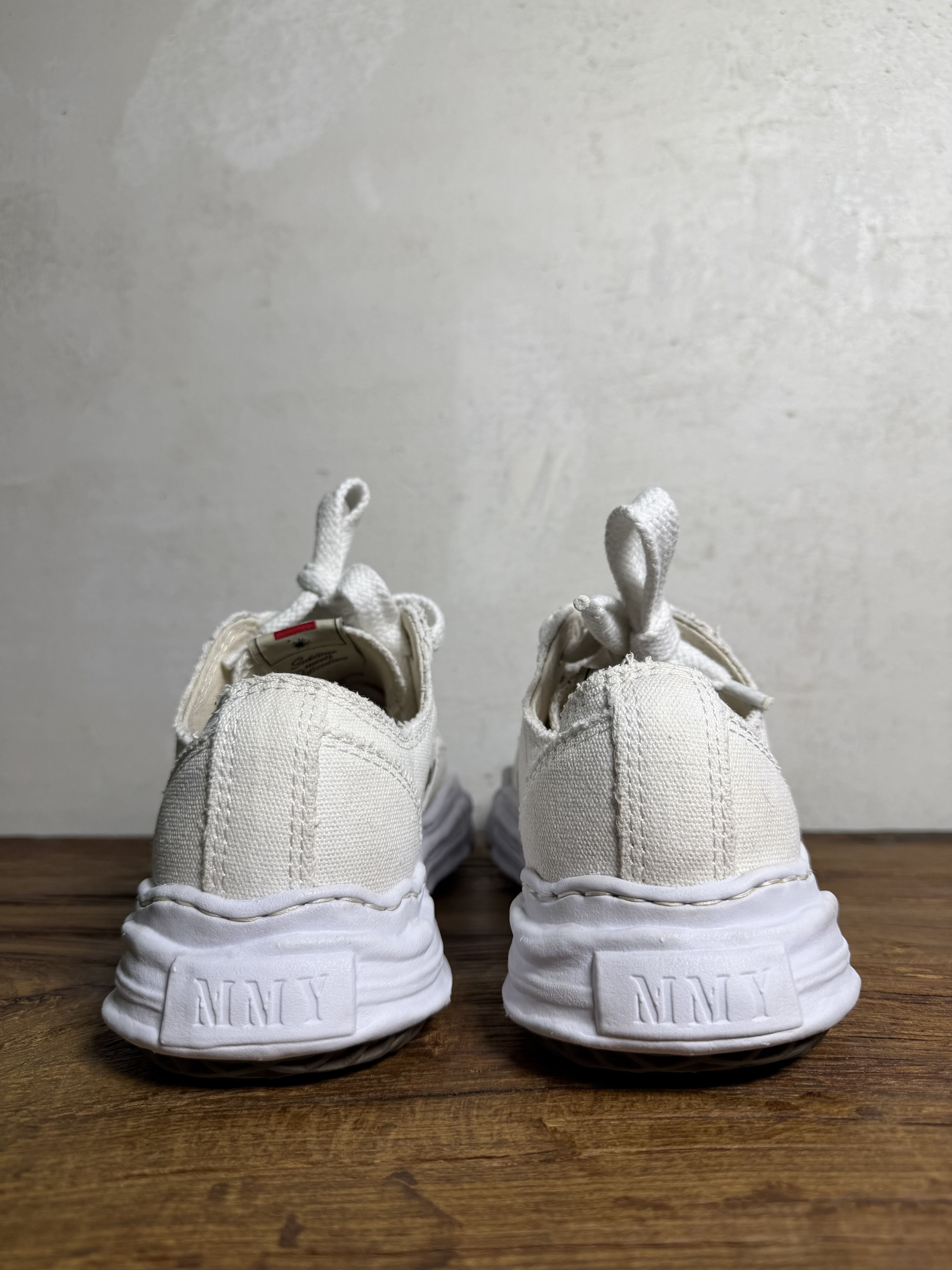 Maison MIHARA YASUHIRO Maison Mihara Yasuhiro Hank OG Sole Canvas Low-top Sneakers Size US 6 / EU 39 - 9 Thumbnail